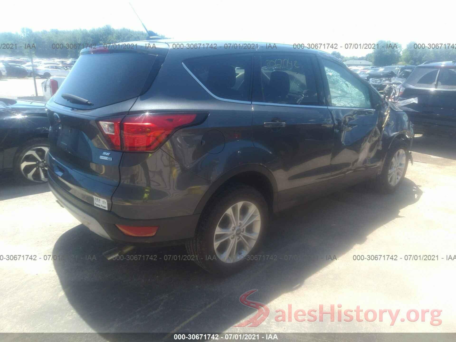 1FMCU9G9XKUB07459 2019 FORD ESCAPE