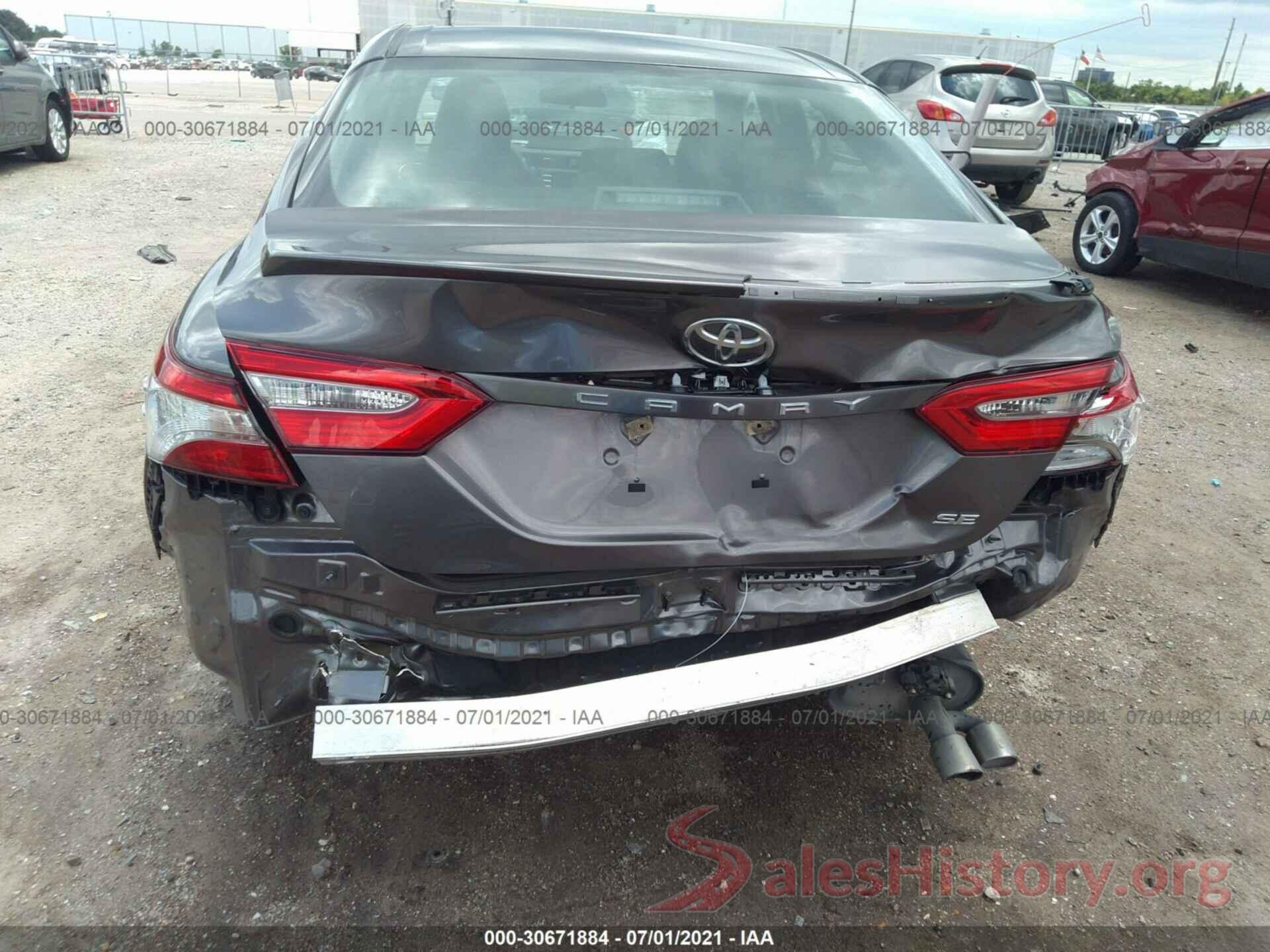 4T1B11HK2JU022072 2018 TOYOTA CAMRY