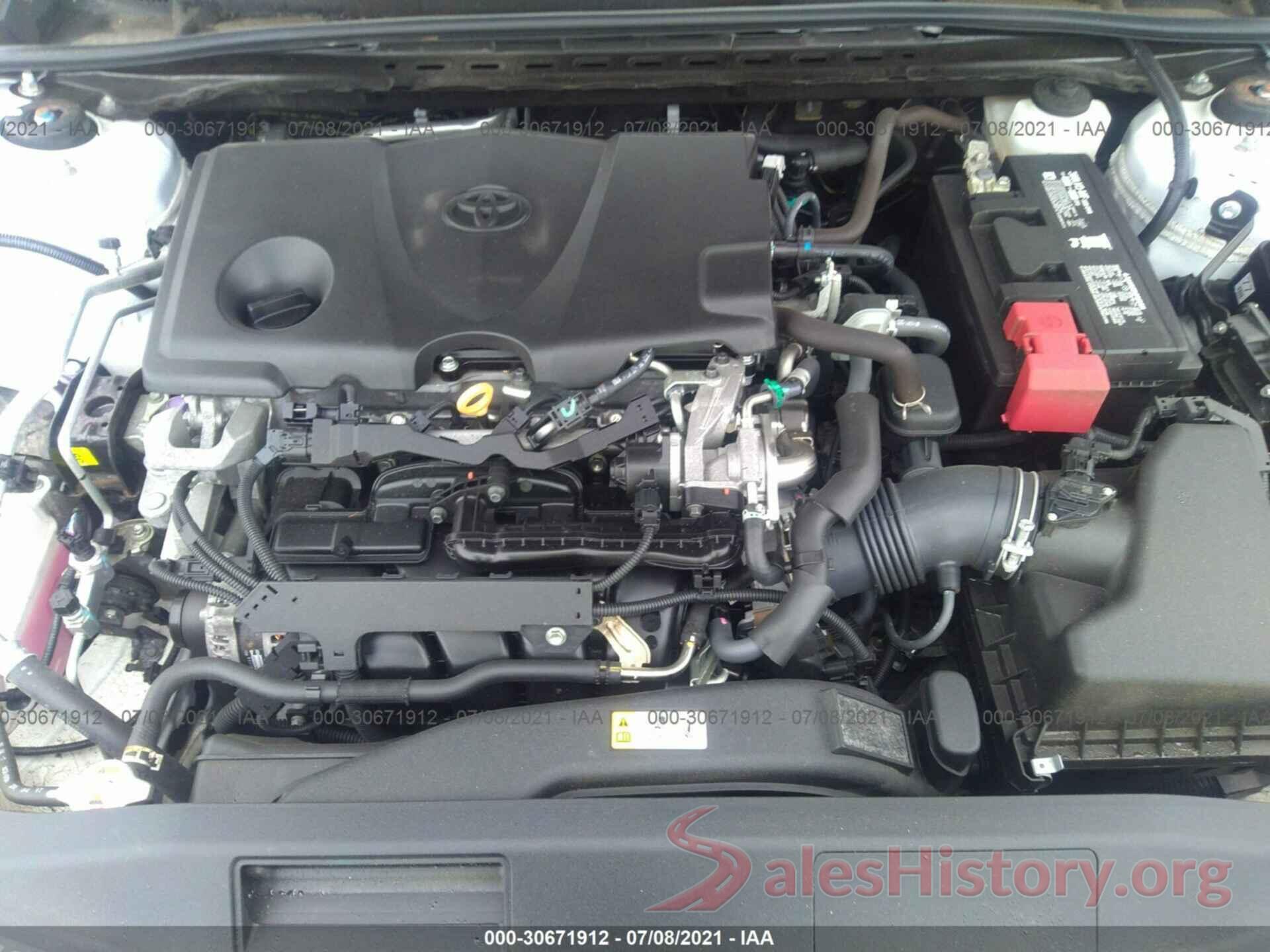 4T1B11HKXJU008761 2018 TOYOTA CAMRY