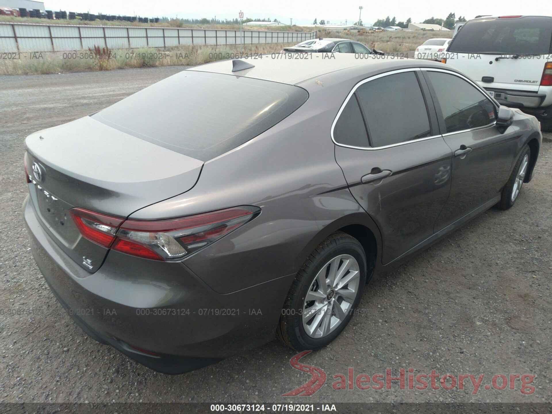 4T1C11BK2MU026172 2021 TOYOTA CAMRY