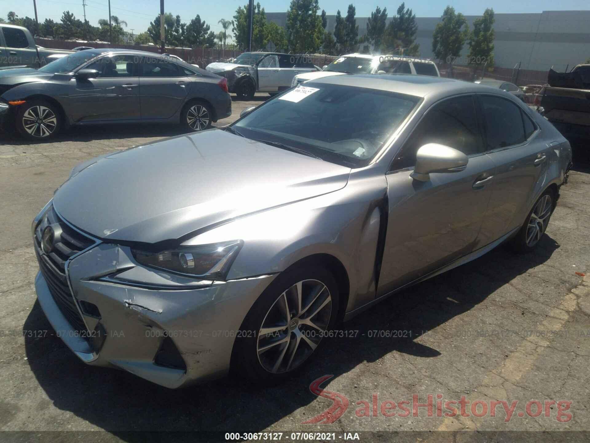 JTHBA1D2XJ5078389 2018 LEXUS IS