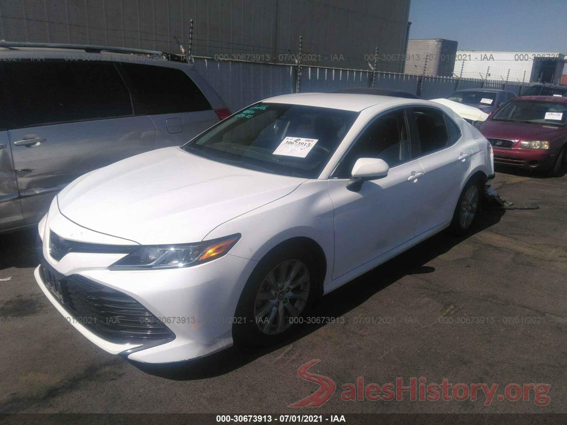 4T1B11HK8JU501306 2018 TOYOTA CAMRY