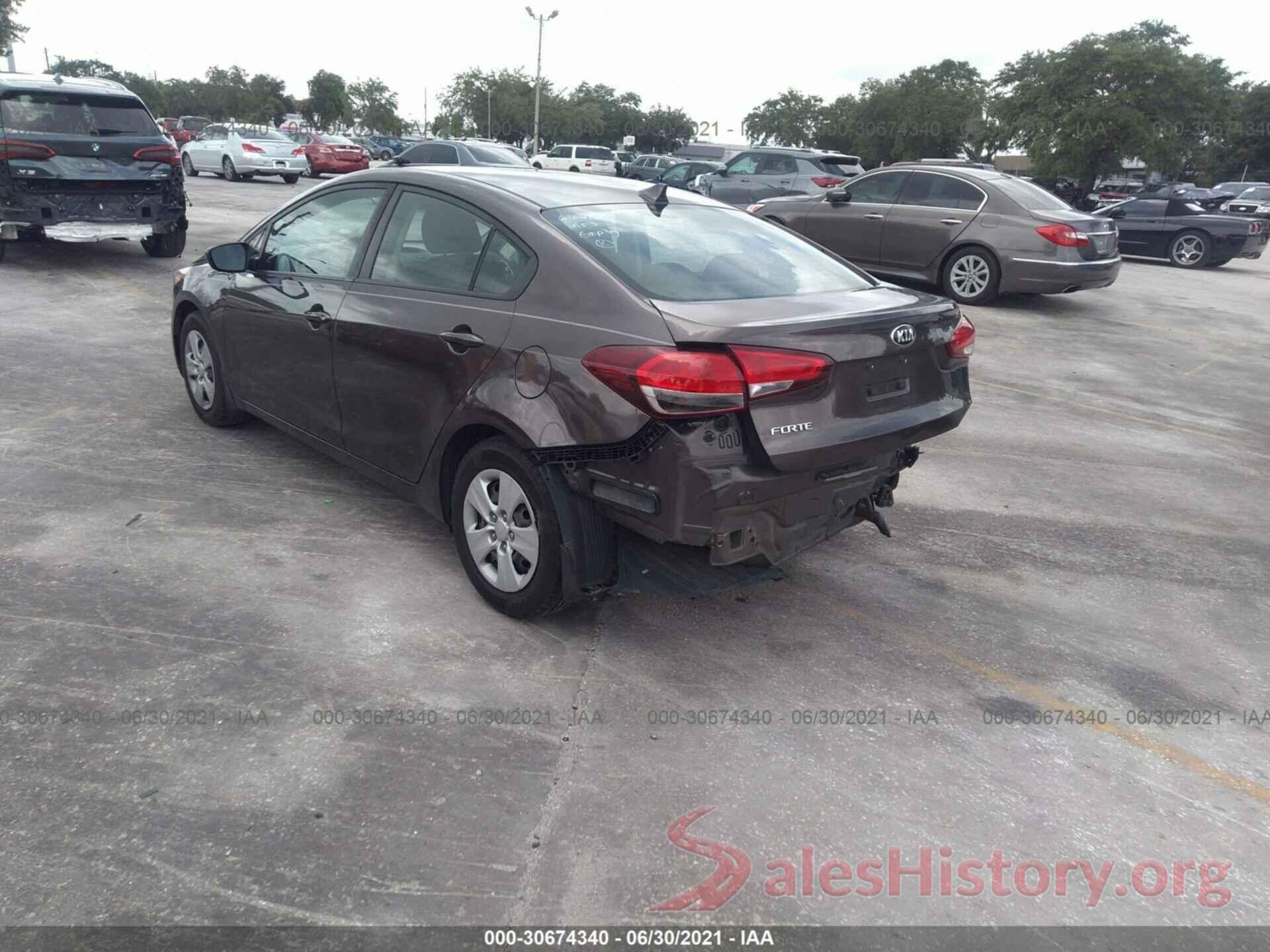 3KPFK4A76HE156487 2017 KIA FORTE