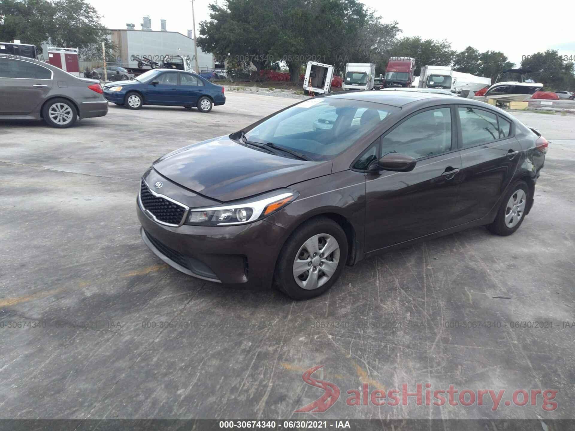 3KPFK4A76HE156487 2017 KIA FORTE