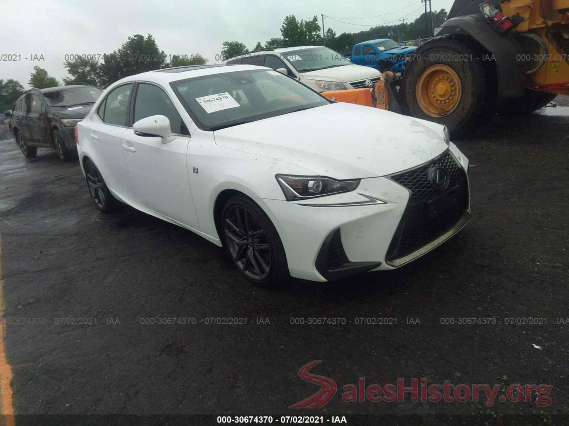 JTHC81D20J5029525 2018 LEXUS IS