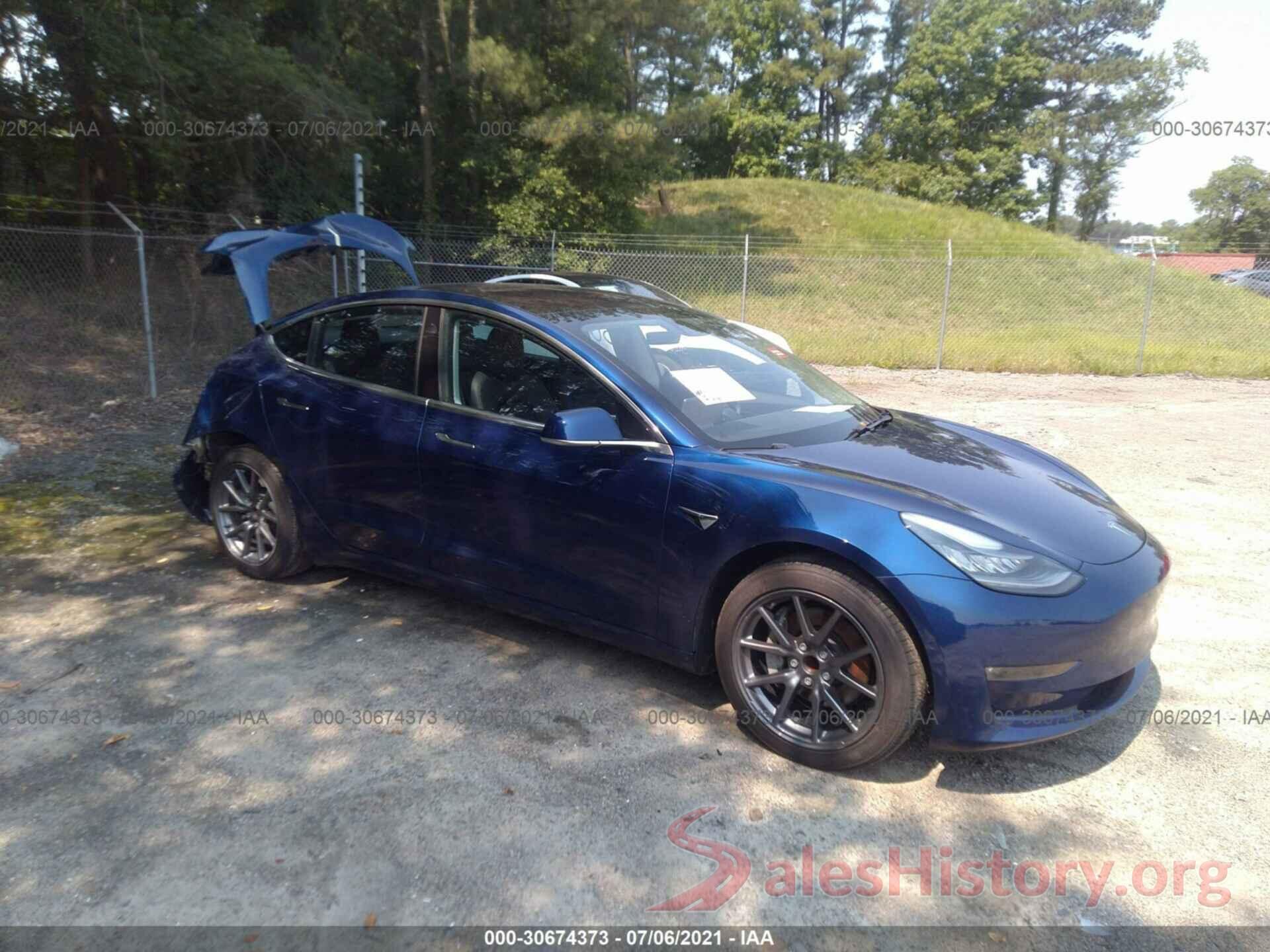 5YJ3E1EA7JF010551 2018 TESLA MODEL 3