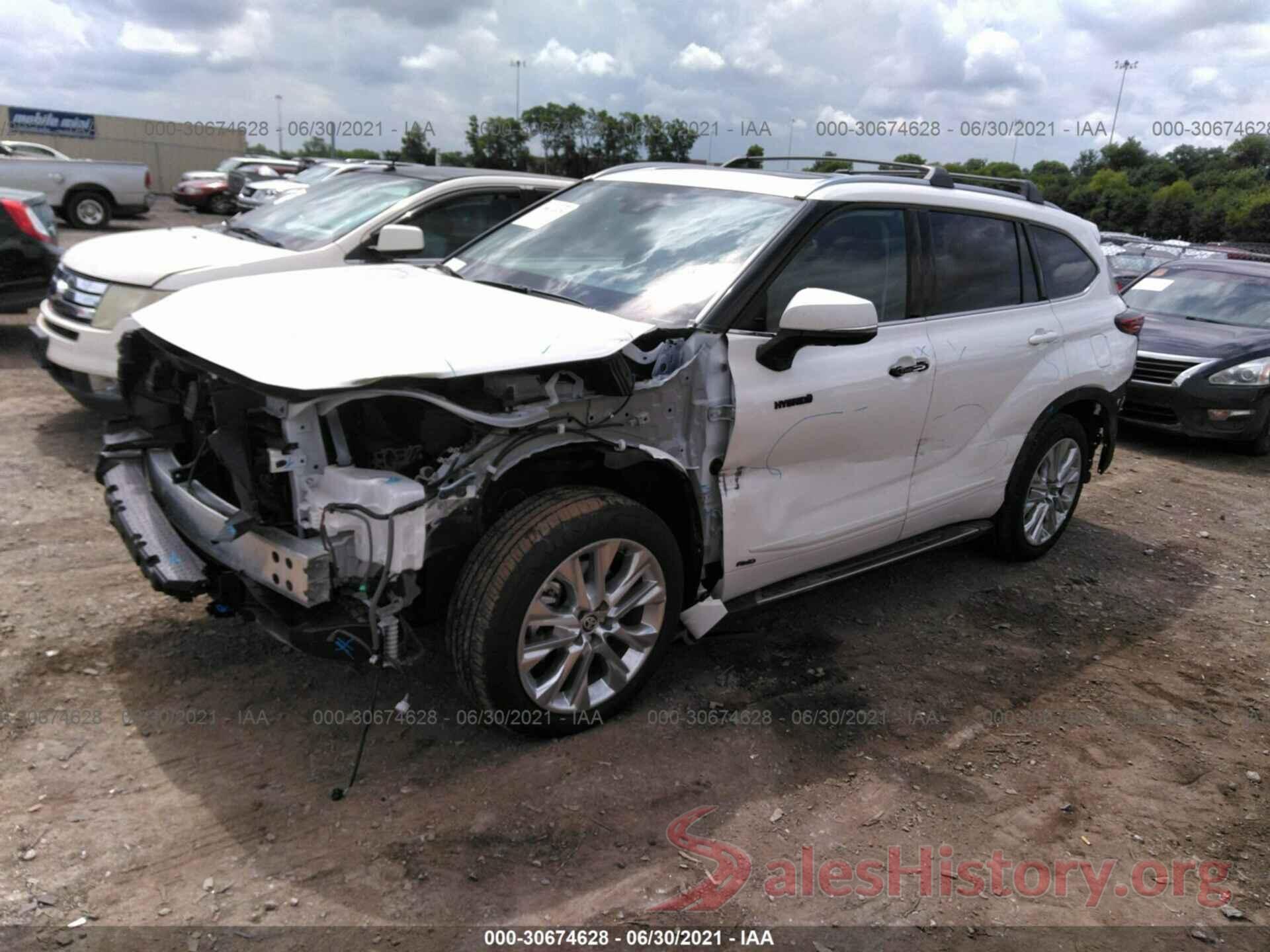 5TDDBRCH6MS025618 2021 TOYOTA HIGHLANDER