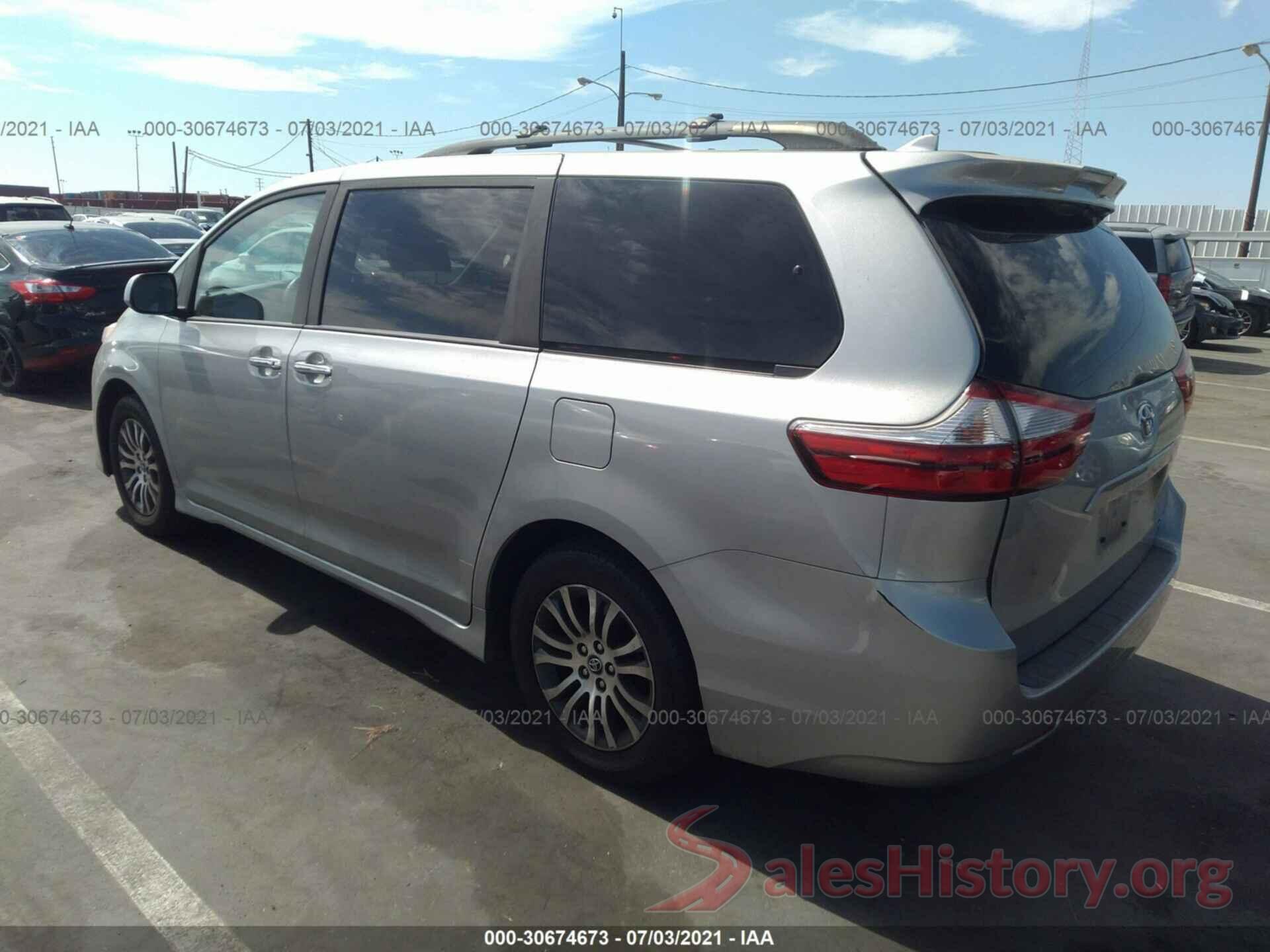 5TDYZ3DC2KS003349 2019 TOYOTA SIENNA