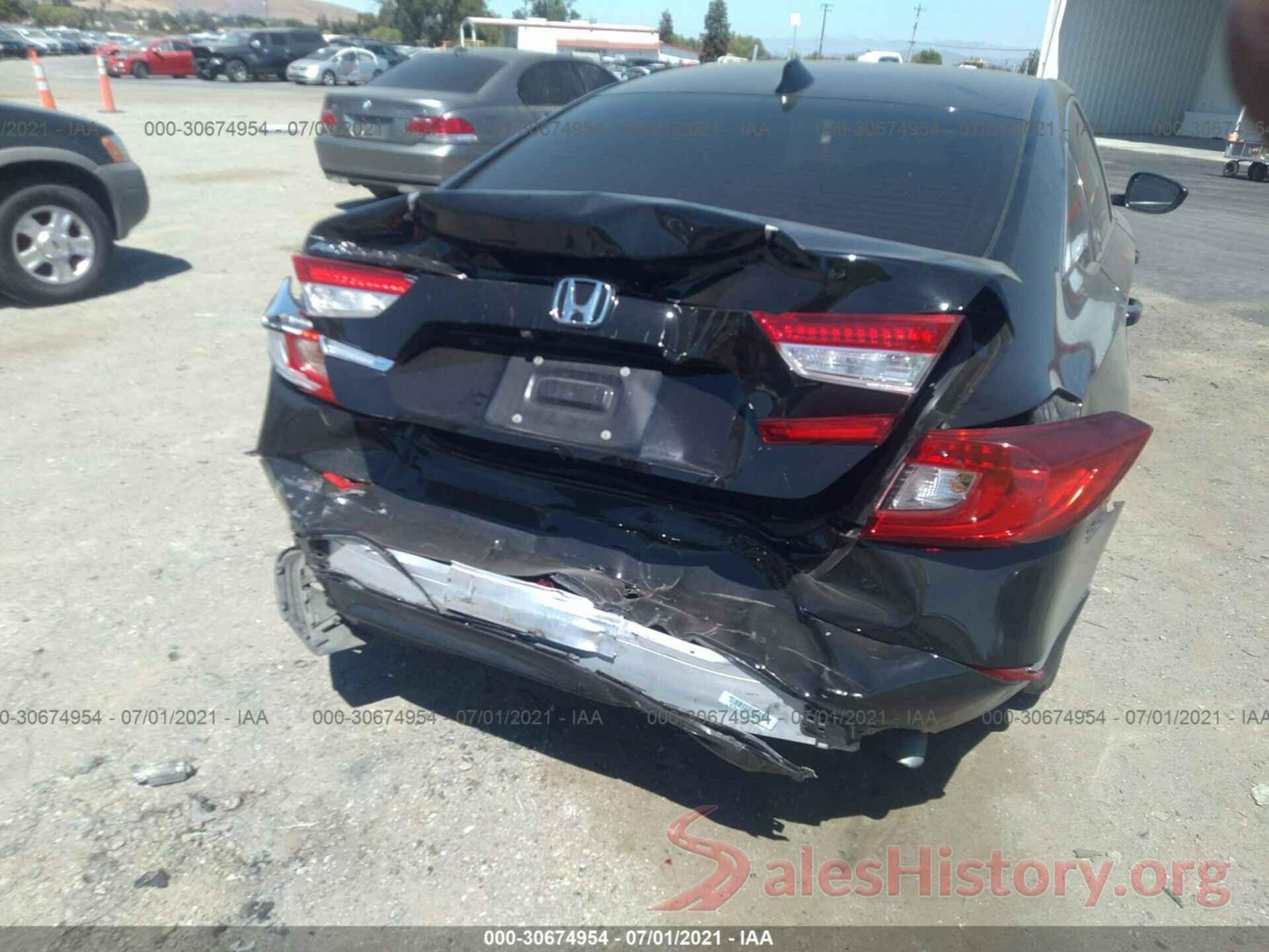 1HGCV1F40JA054815 2018 HONDA ACCORD SEDAN