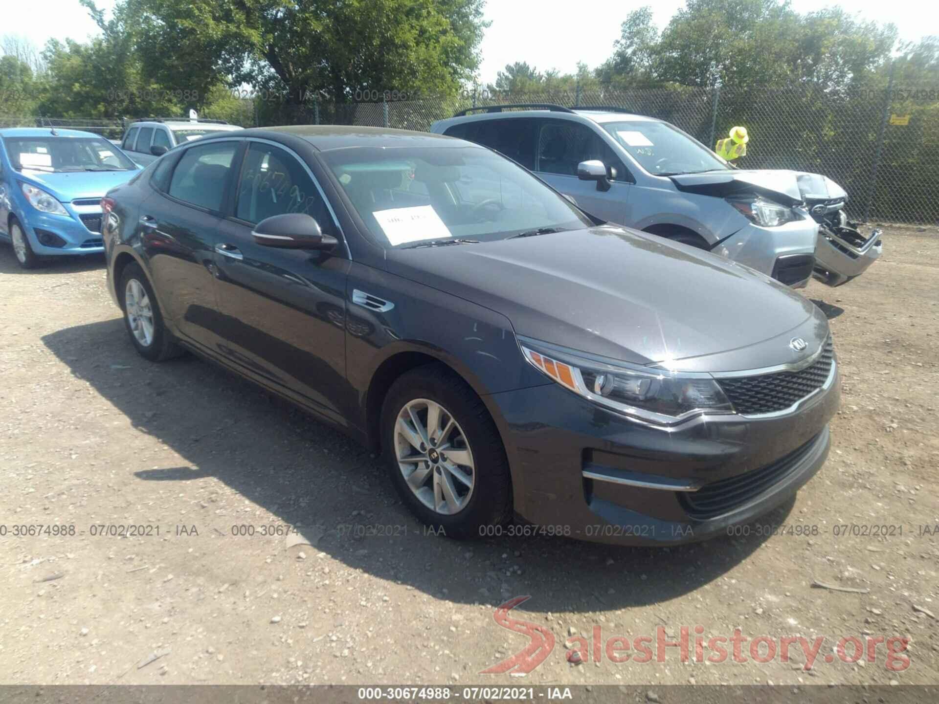 KNAGT4L36J5233112 2018 KIA OPTIMA