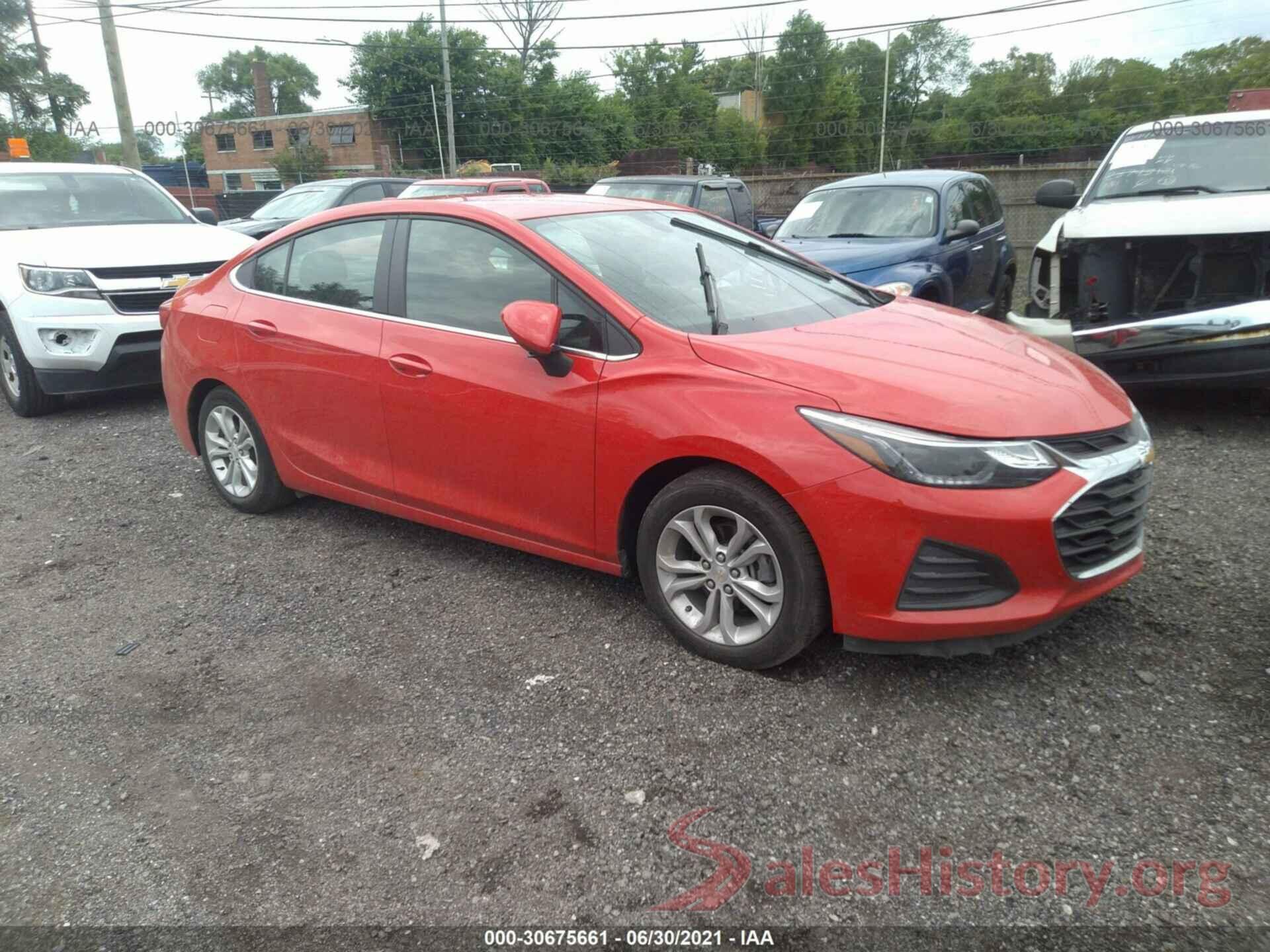 1G1BE5SM0K7125221 2019 CHEVROLET CRUZE