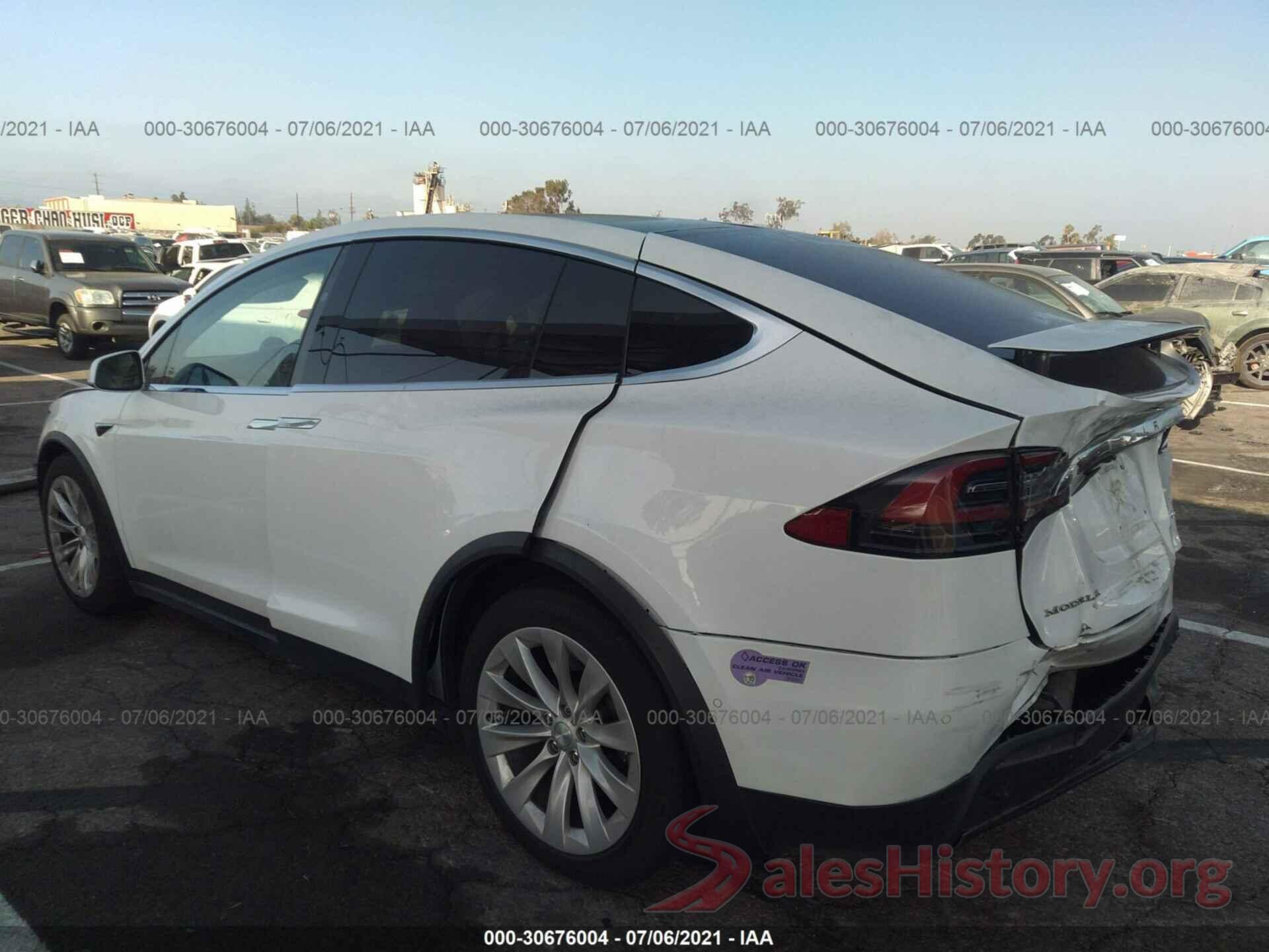 5YJXCAE26JF120300 2018 TESLA MODEL X