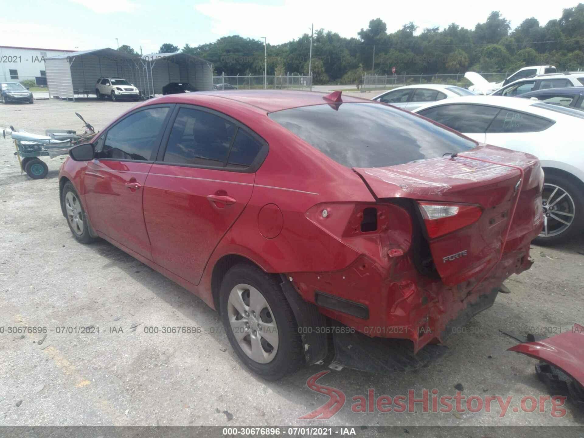 KNAFK4A66G5563563 2016 KIA FORTE