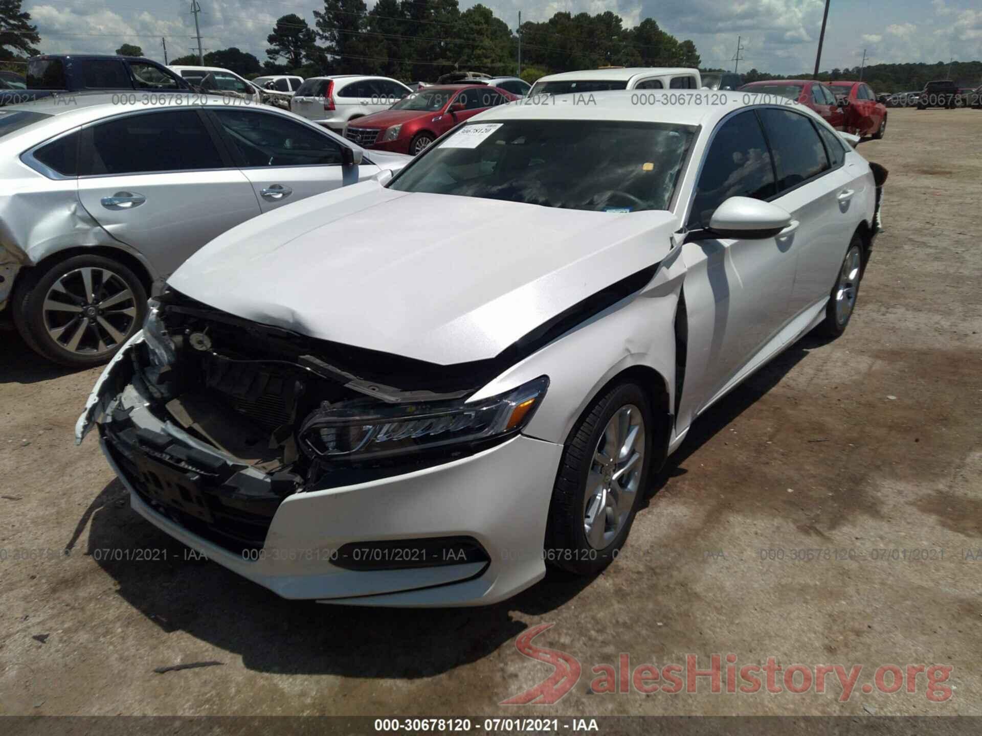 1HGCV1F19JA134734 2018 HONDA ACCORD SEDAN