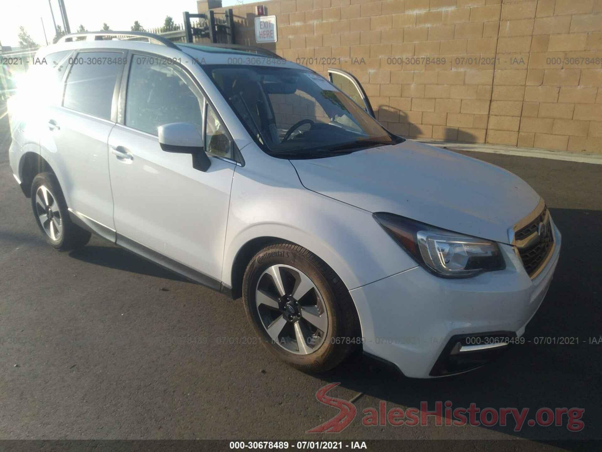 JF2SJARC1JH544956 2018 SUBARU FORESTER