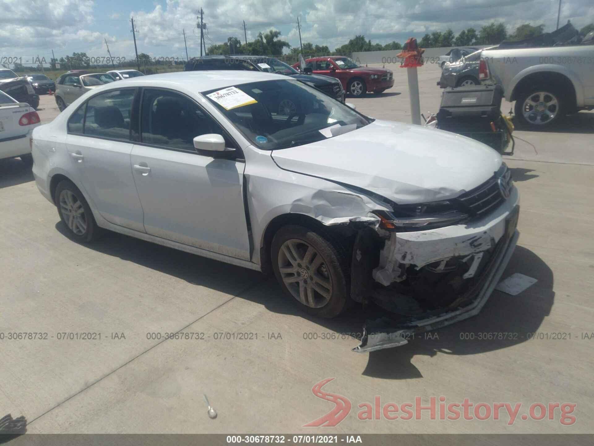 3VW2B7AJ7JM253105 2018 VOLKSWAGEN JETTA