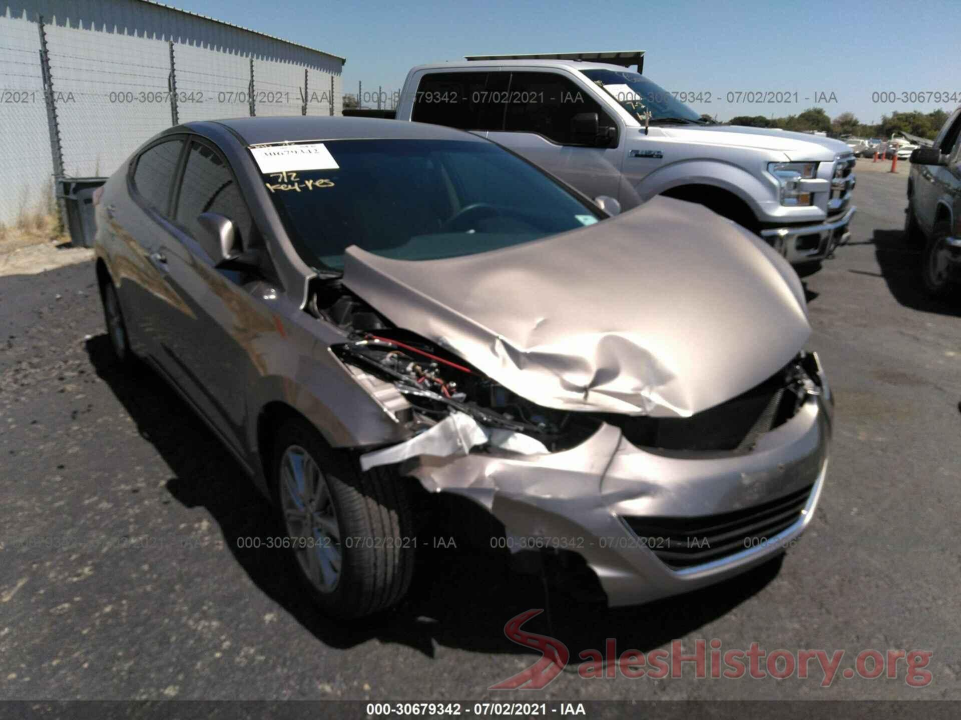 5NPDH4AE2GH750489 2016 HYUNDAI ELANTRA