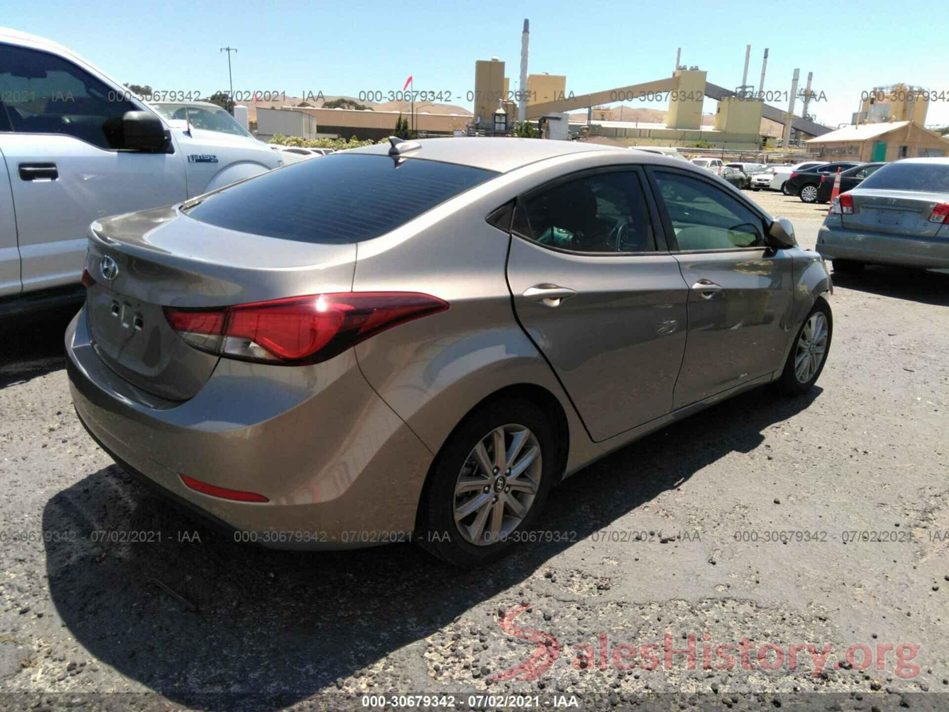 5NPDH4AE2GH750489 2016 HYUNDAI ELANTRA