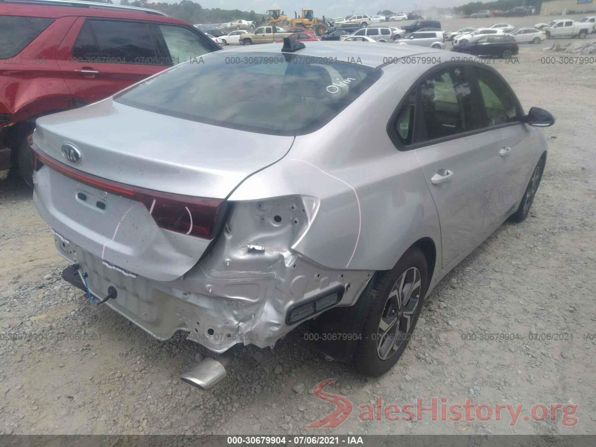 3KPF24ADXME306469 2021 KIA FORTE