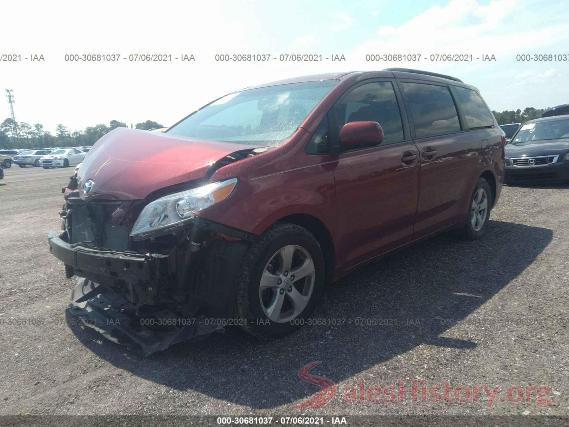 5TDKK3DC2GS740679 2016 TOYOTA SIENNA