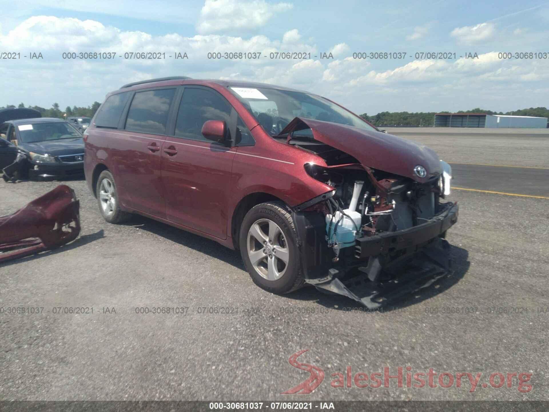 5TDKK3DC2GS740679 2016 TOYOTA SIENNA