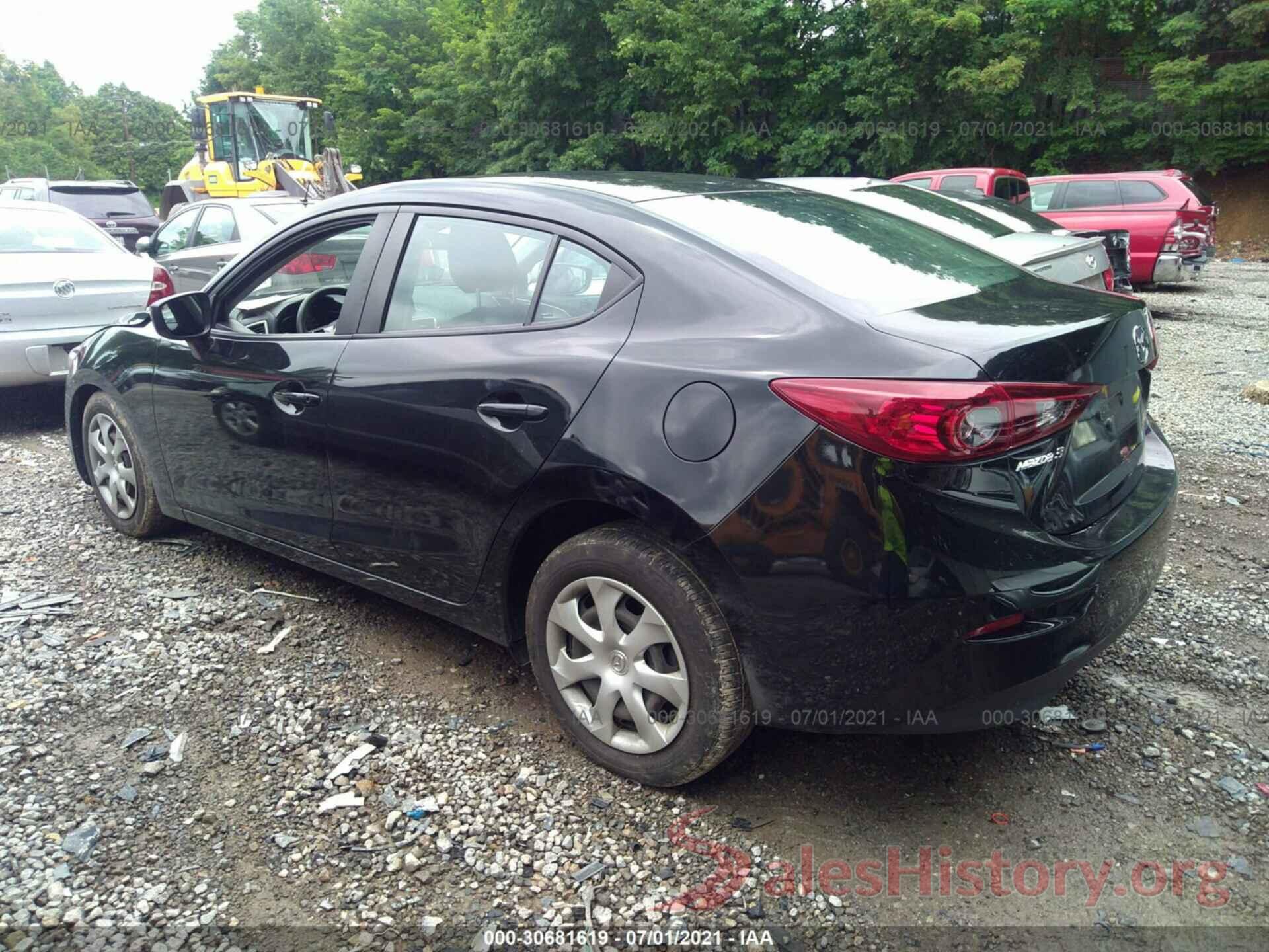 3MZBN1U77JM178023 2018 MAZDA MAZDA3 4-DOOR