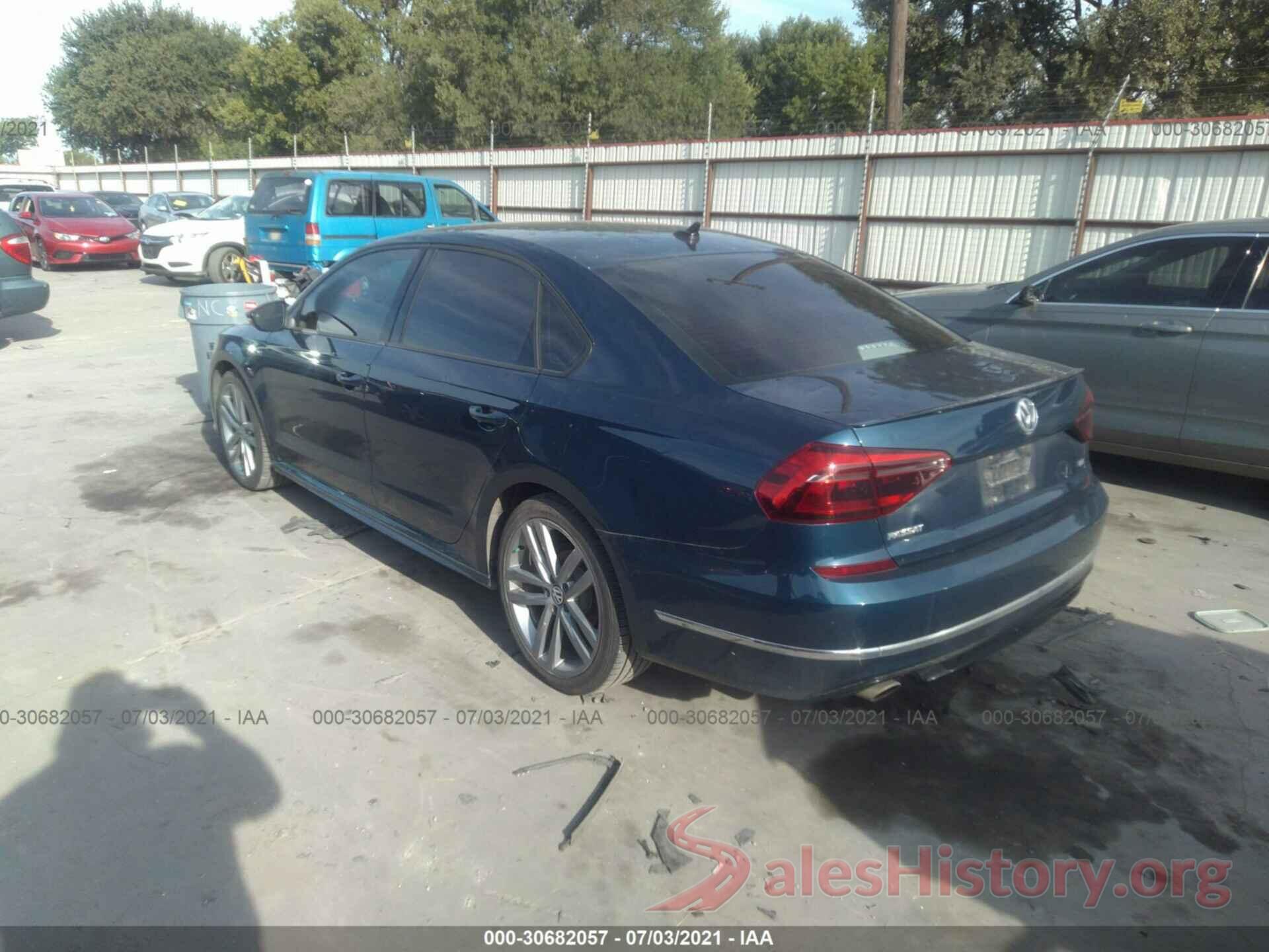 1VWAA7A36JC052023 2018 VOLKSWAGEN PASSAT