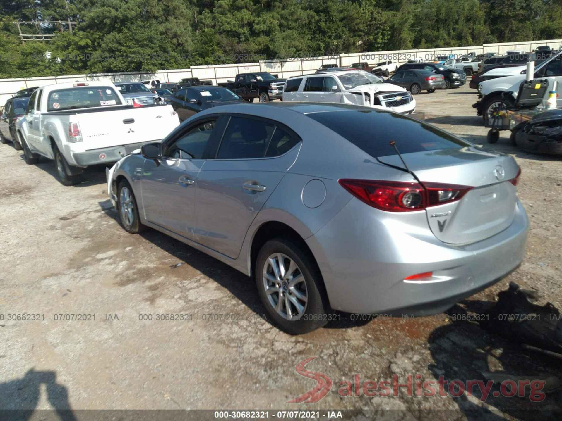 3MZBN1U79HM123759 2017 MAZDA MAZDA3 4-DOOR