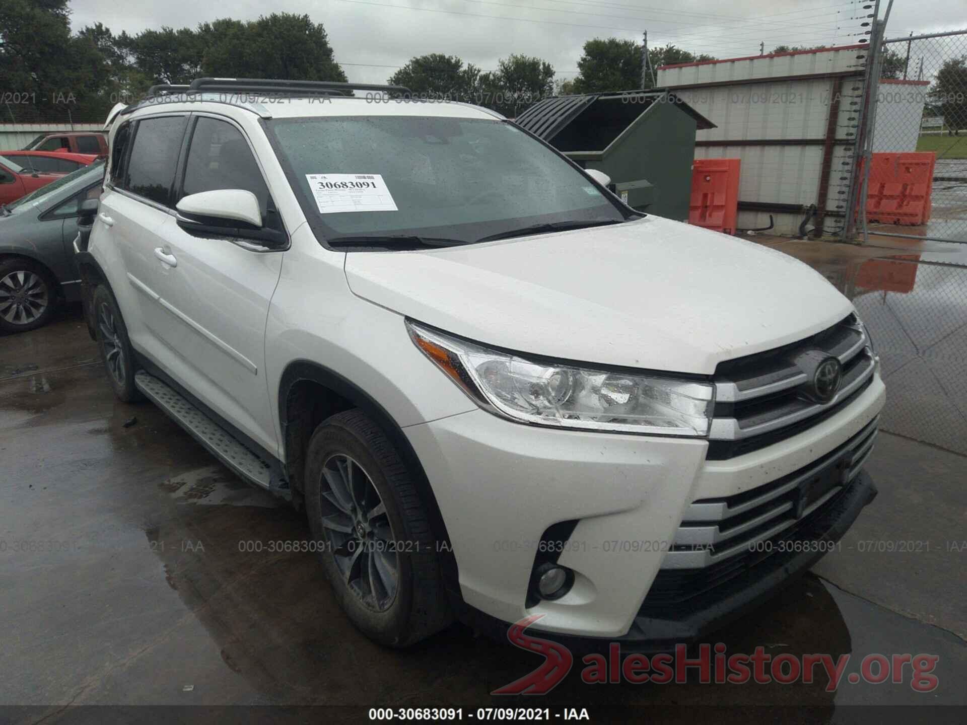 5TDKZRFH9KS565797 2019 TOYOTA HIGHLANDER