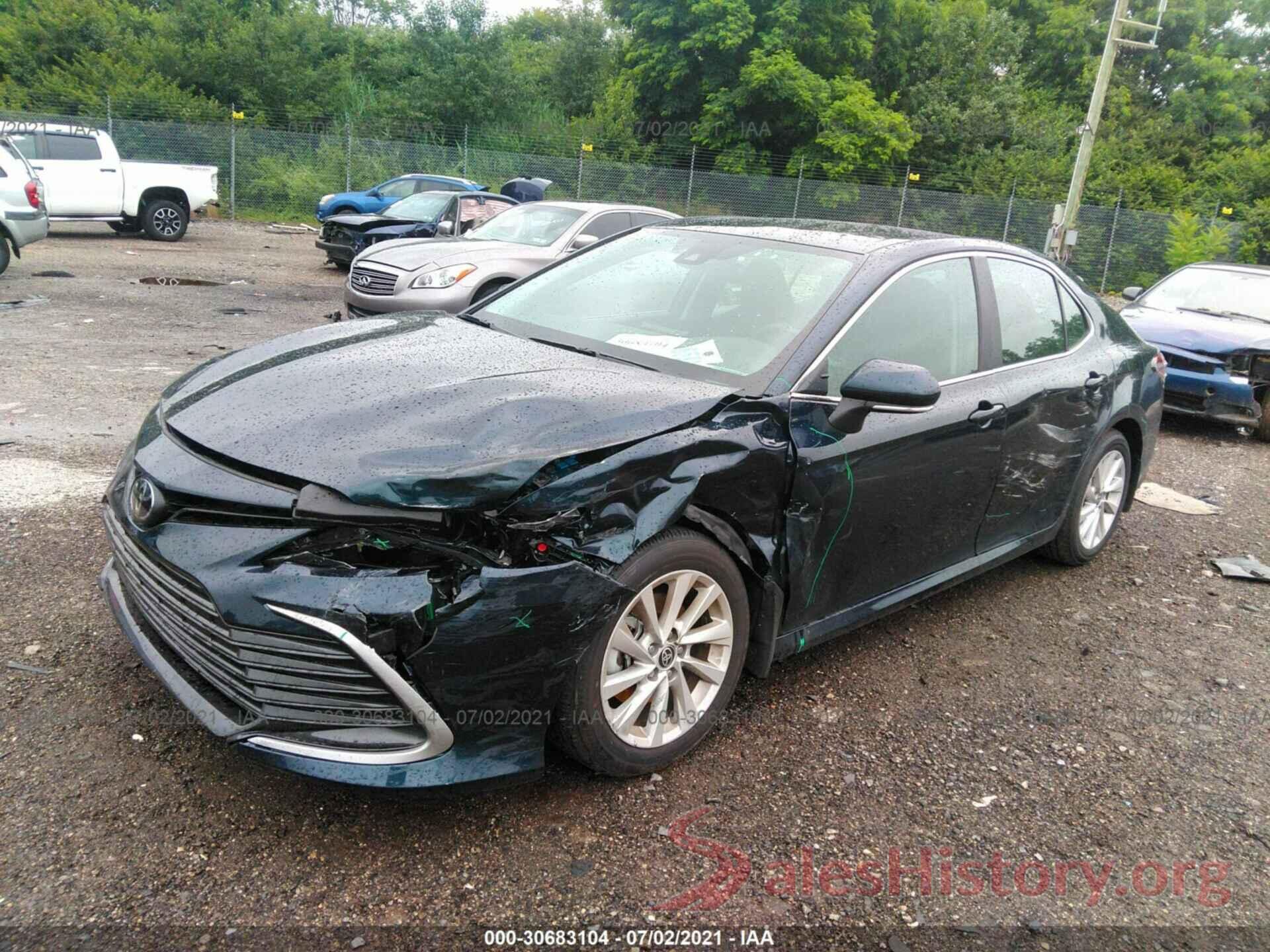 4T1R11AK1MU564552 2021 TOYOTA CAMRY