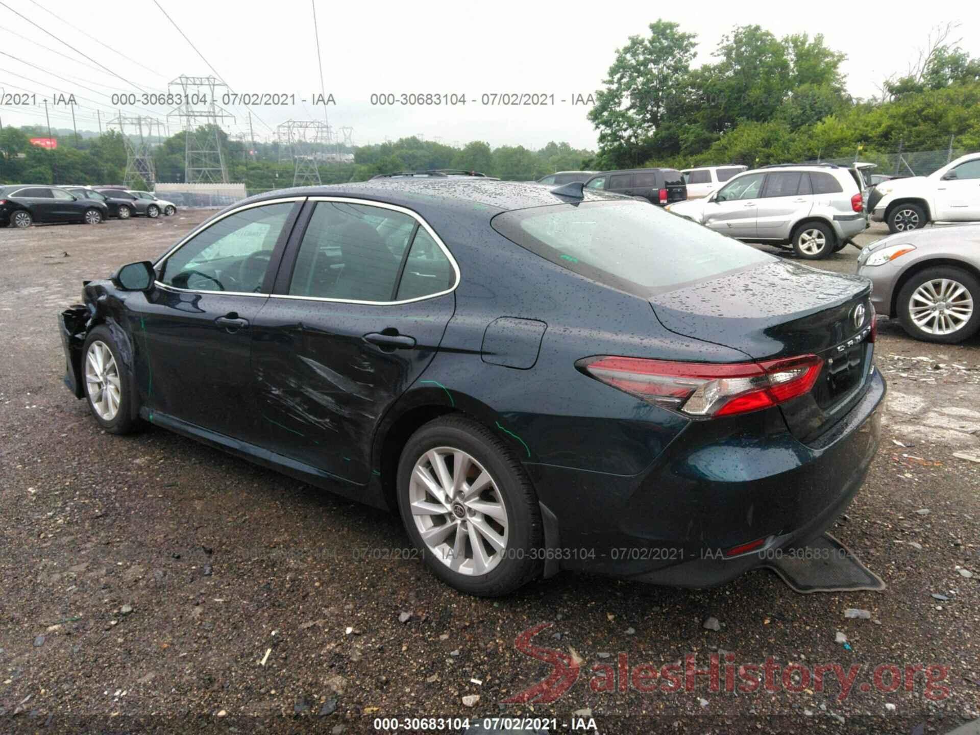 4T1R11AK1MU564552 2021 TOYOTA CAMRY