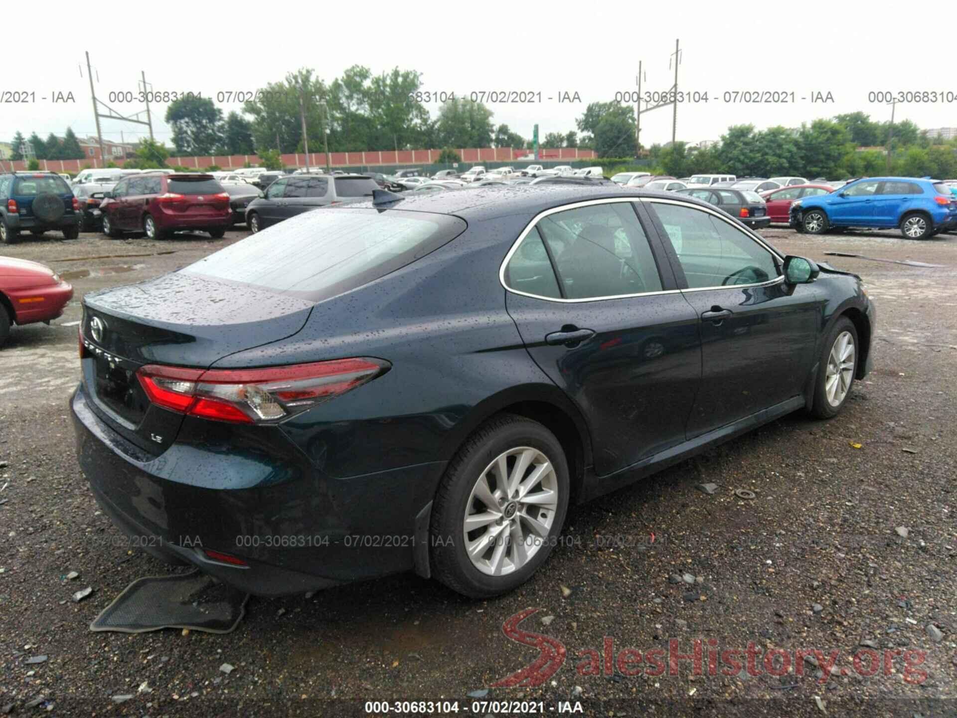 4T1R11AK1MU564552 2021 TOYOTA CAMRY