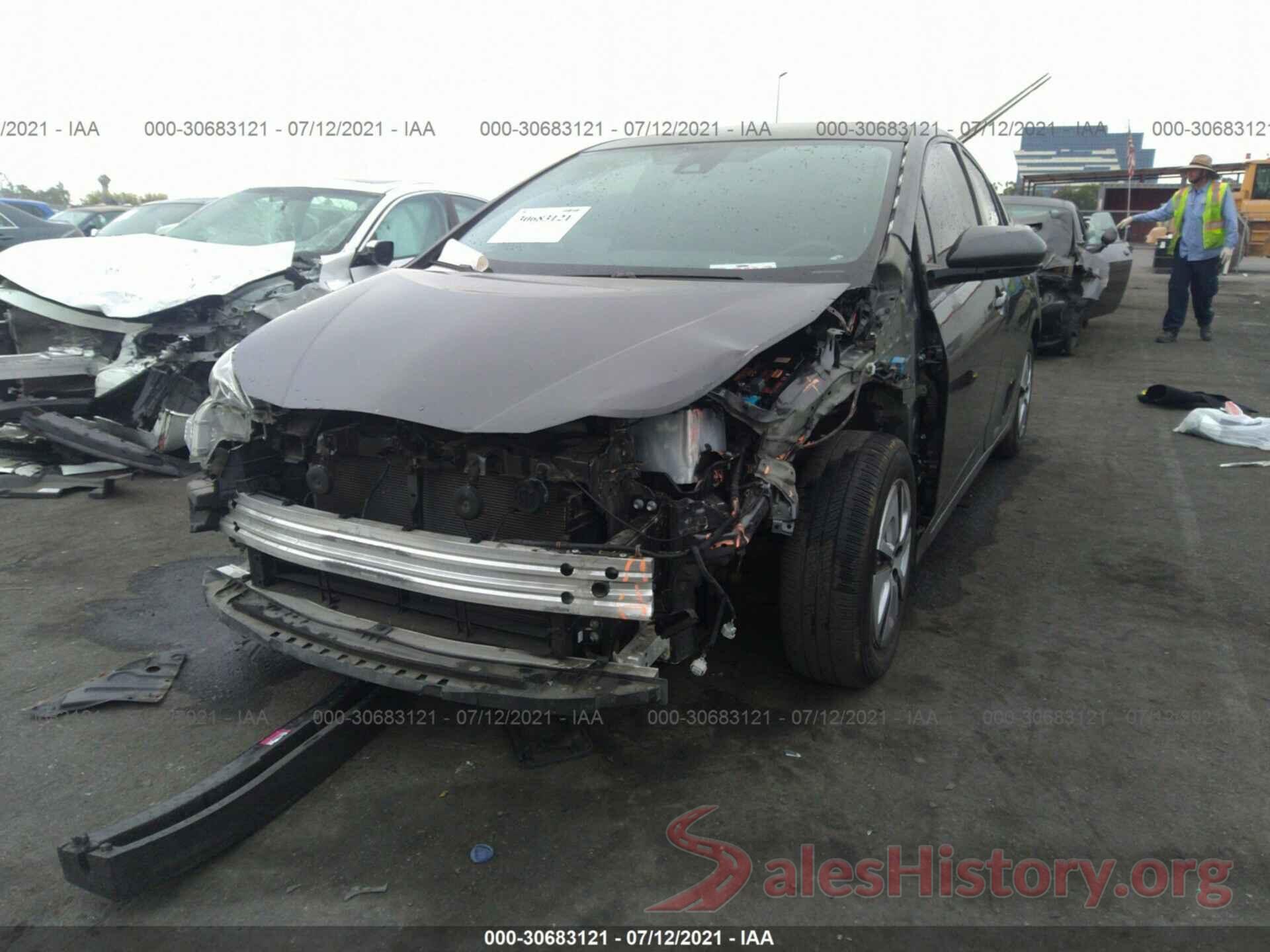 JTDKBRFU9J3584917 2018 TOYOTA PRIUS