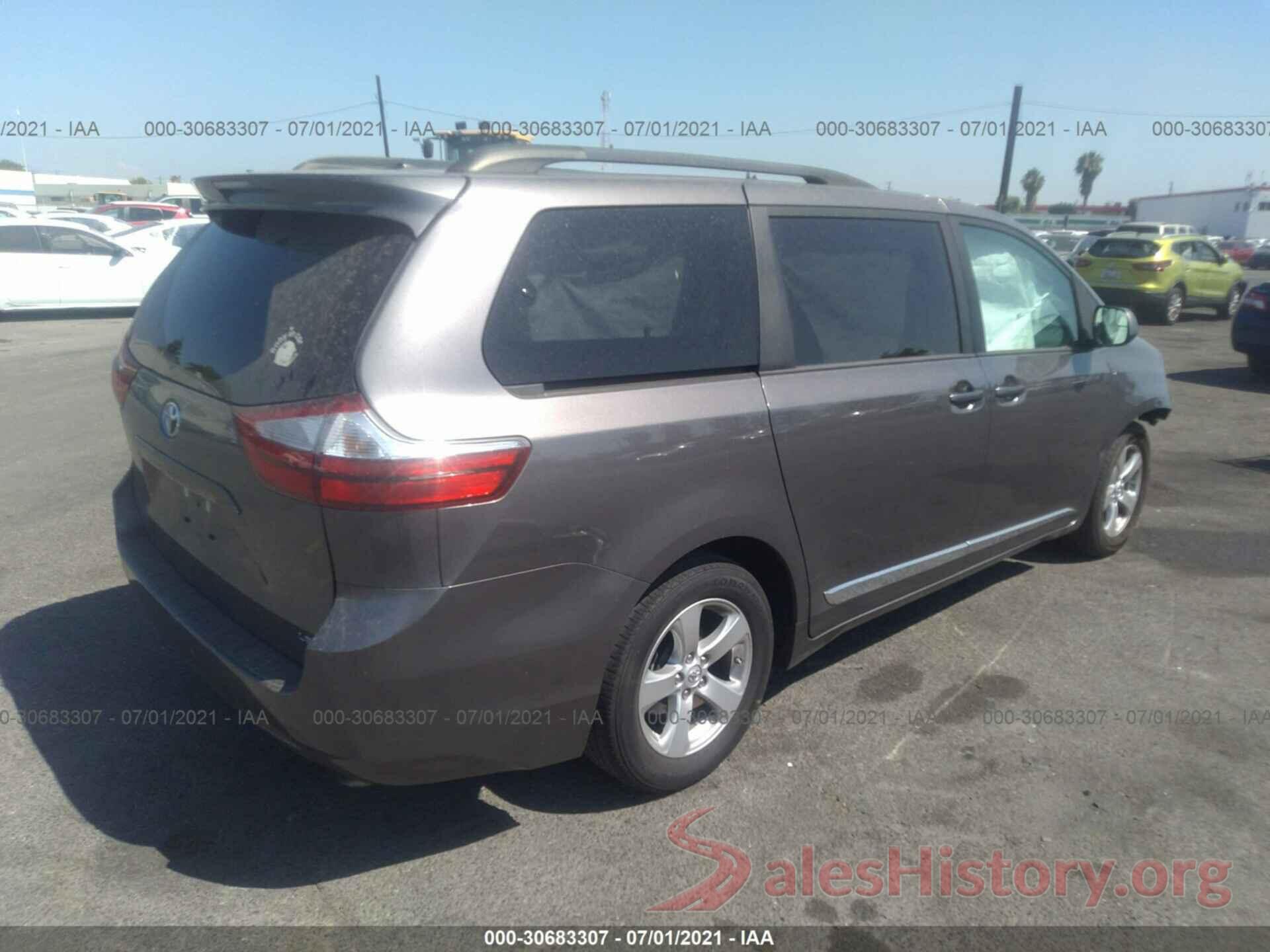 5TDKZ3DC4HS787614 2017 TOYOTA SIENNA