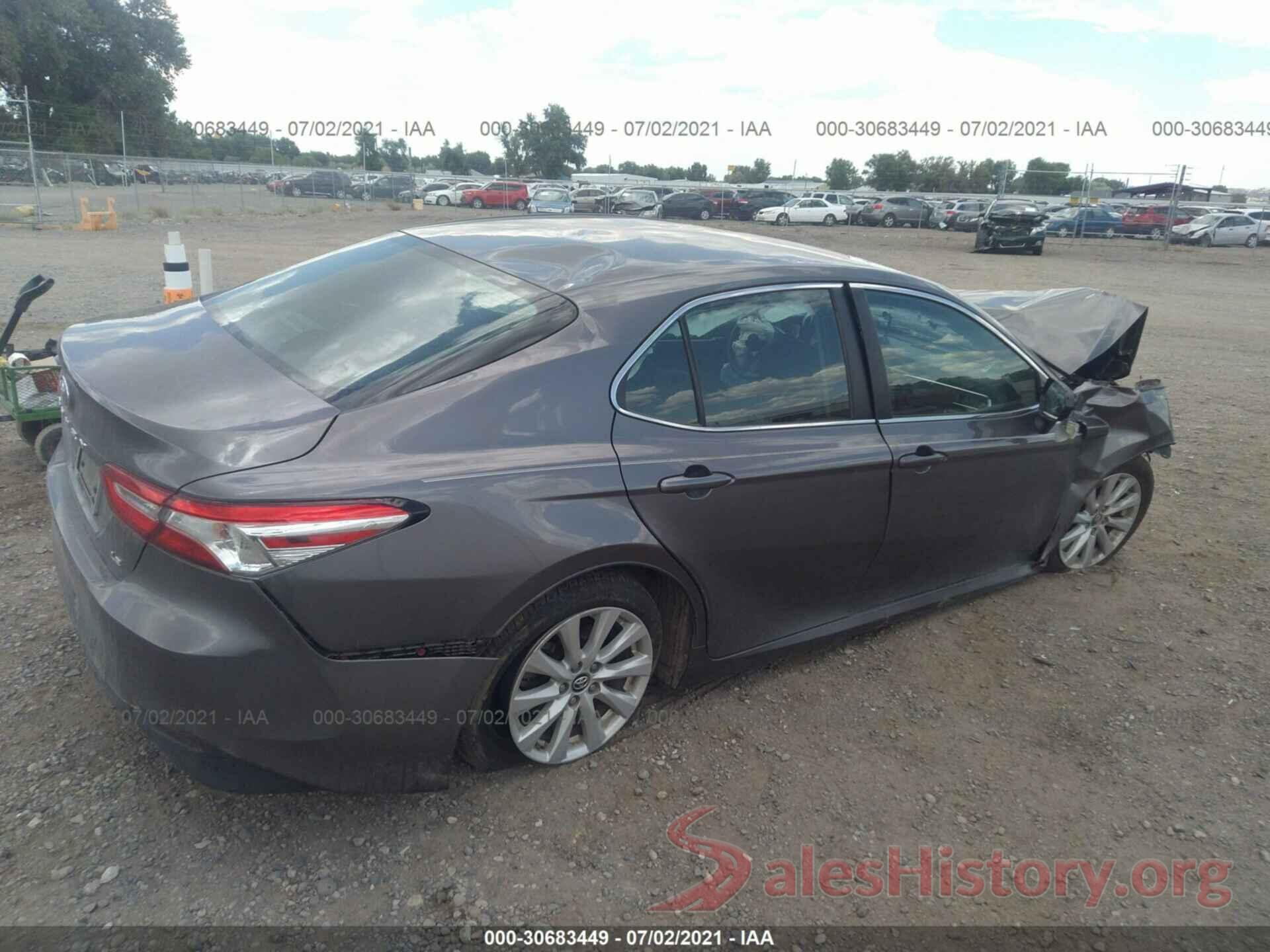 4T1B11HK5JU108170 2018 TOYOTA CAMRY