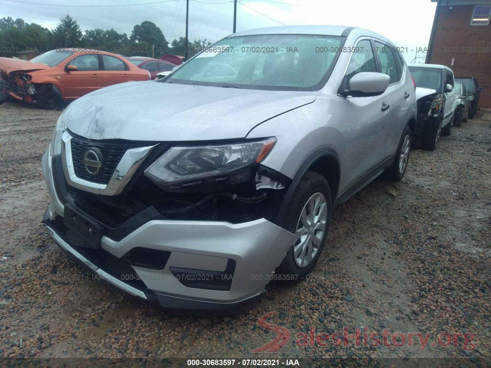 KNMAT2MV3JP518979 2018 NISSAN ROGUE