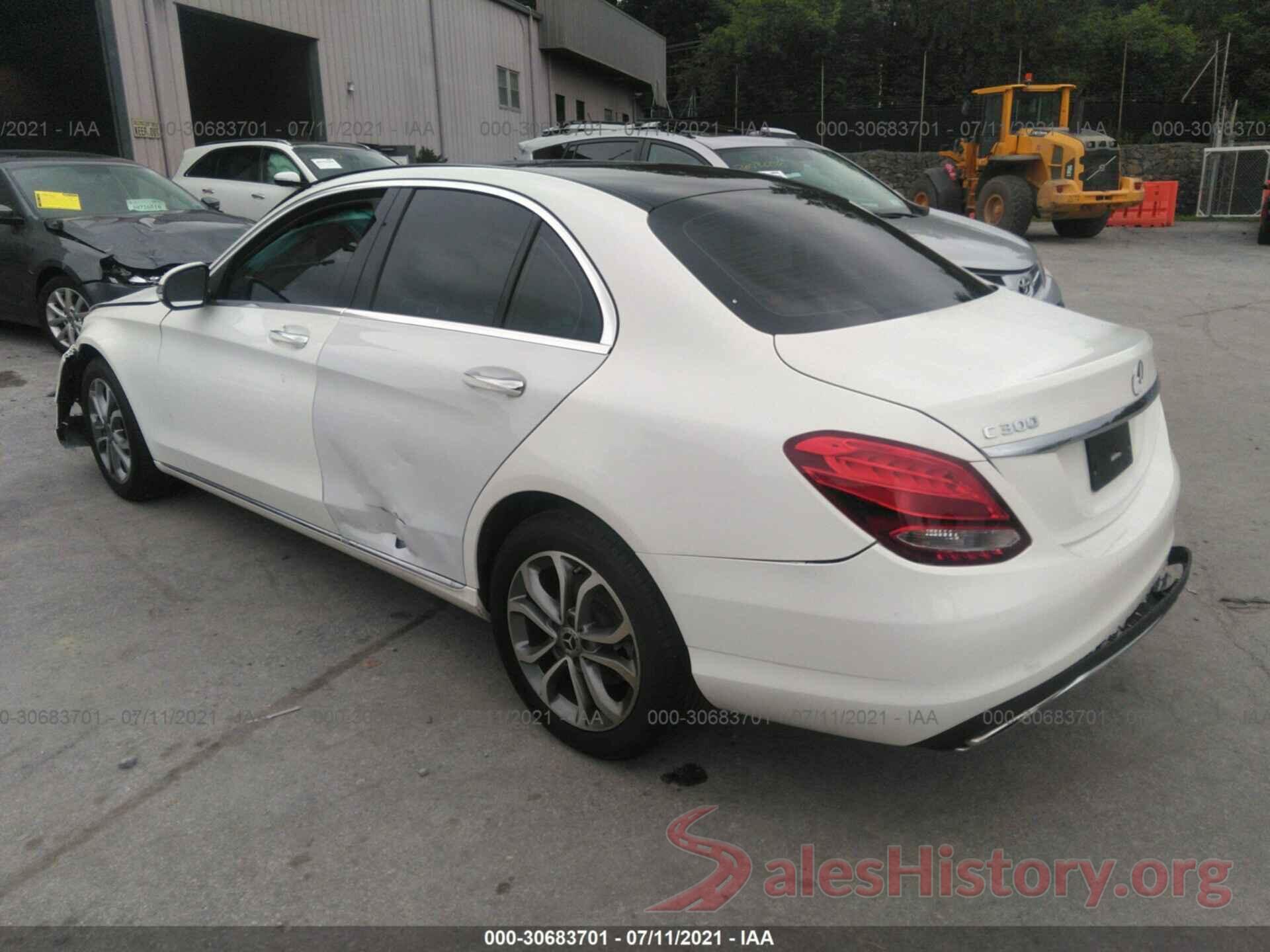 55SWF4KB9HU227505 2017 MERCEDES-BENZ C-CLASS