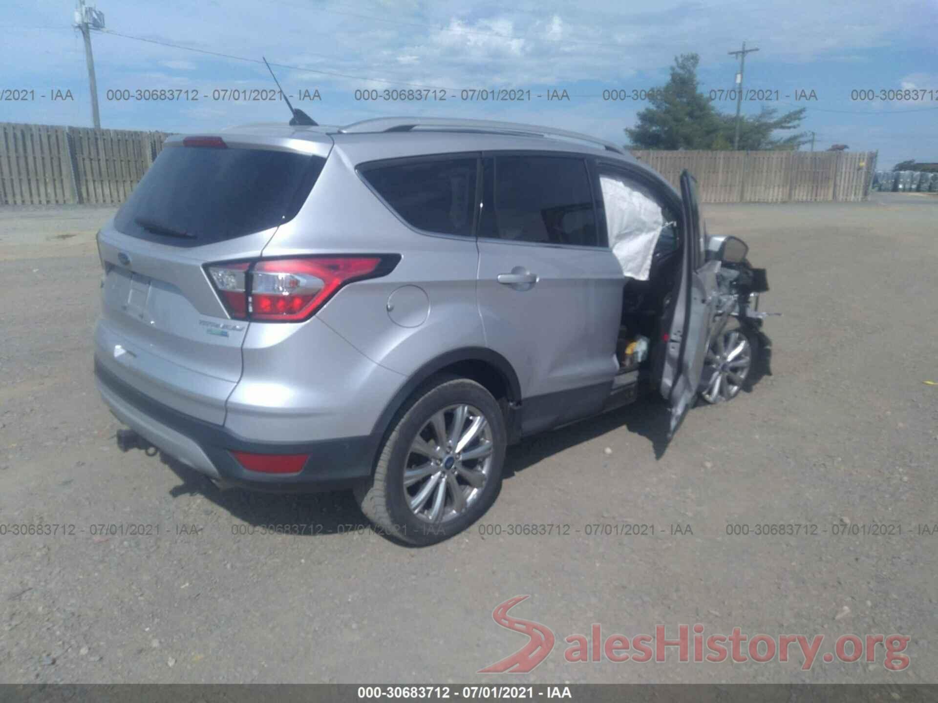 1FMCU9J92JUD15259 2018 FORD ESCAPE