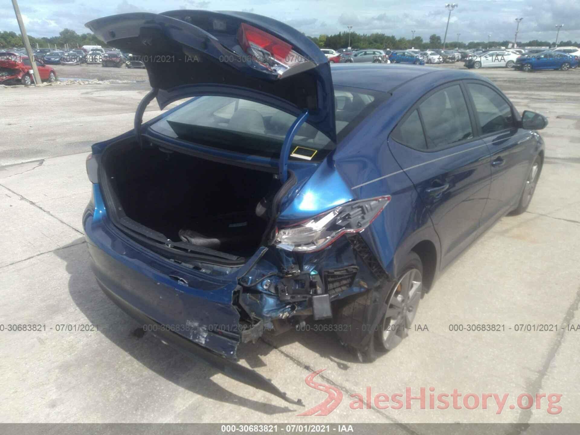 5NPD84LF0JH385629 2018 HYUNDAI ELANTRA