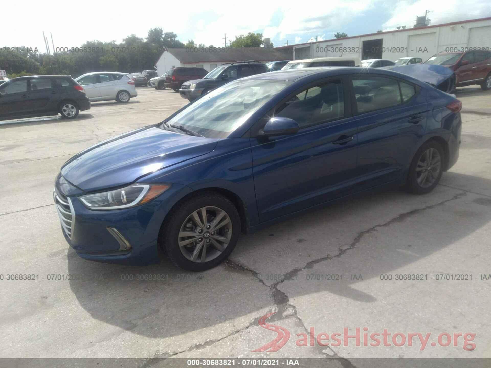 5NPD84LF0JH385629 2018 HYUNDAI ELANTRA