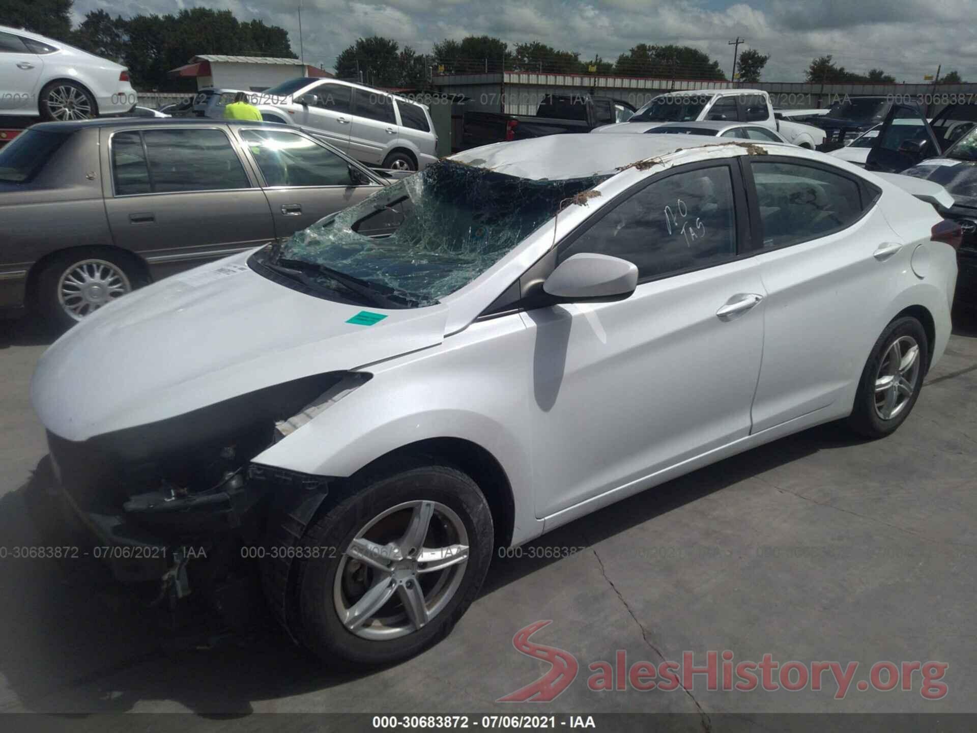 5NPDH4AE9GH736444 2016 HYUNDAI ELANTRA