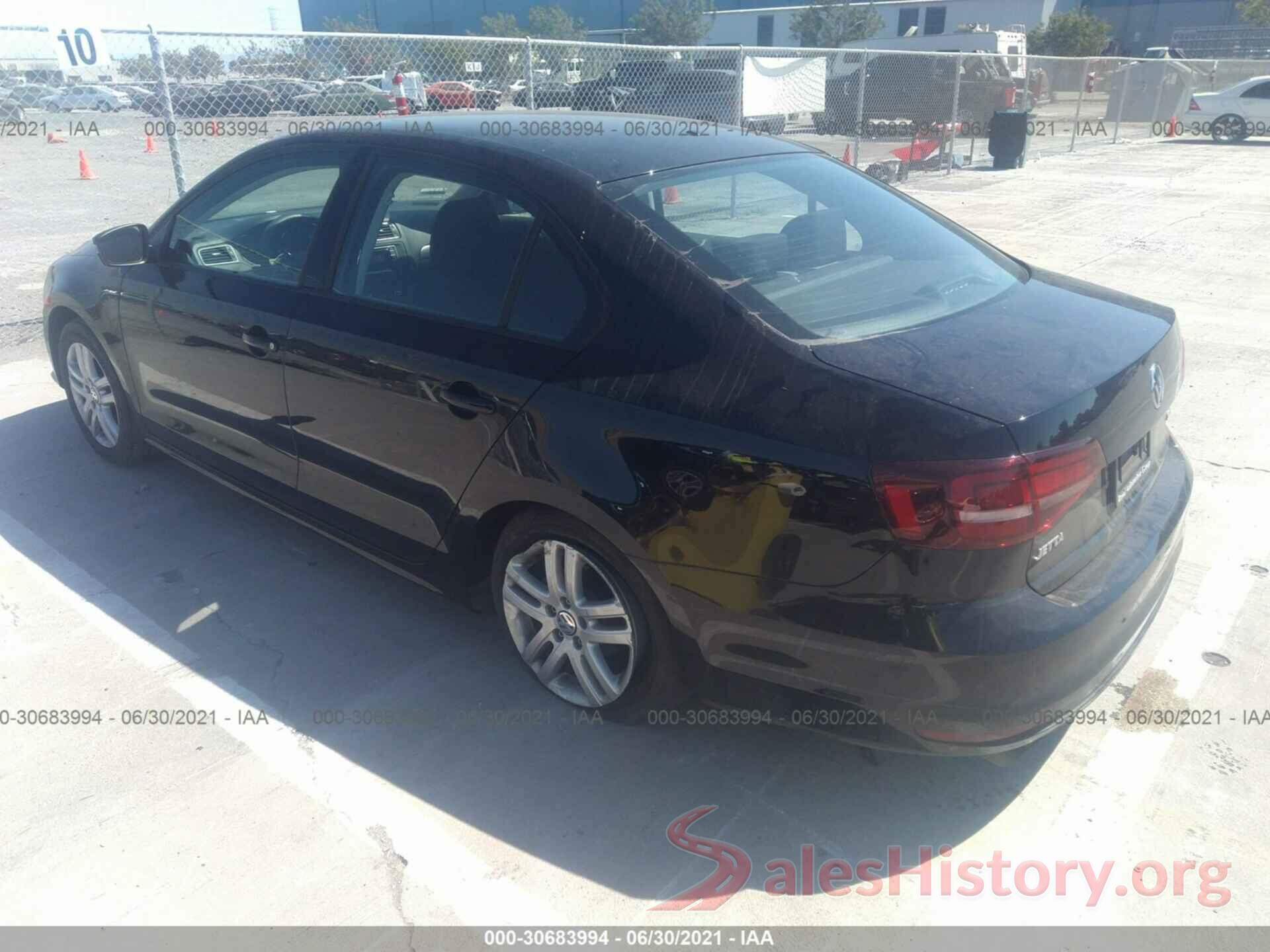 3VW2B7AJ7JM262533 2018 VOLKSWAGEN JETTA