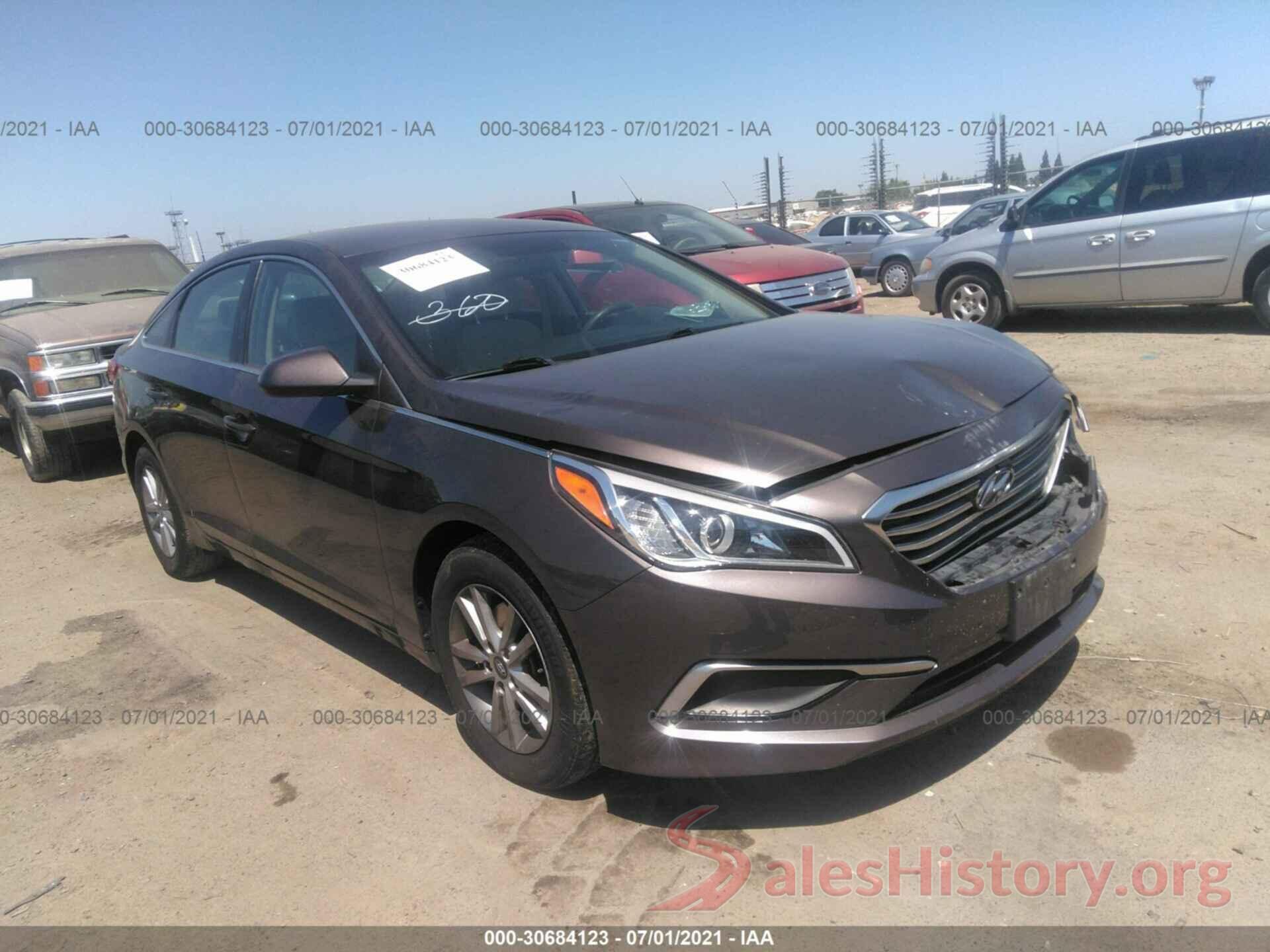 5NPE24AF2HH485654 2017 HYUNDAI SONATA