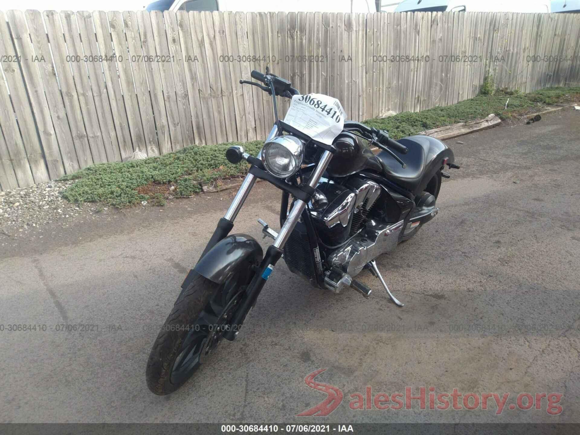 JH2SC6128KK400423 2019 HONDA VT1300