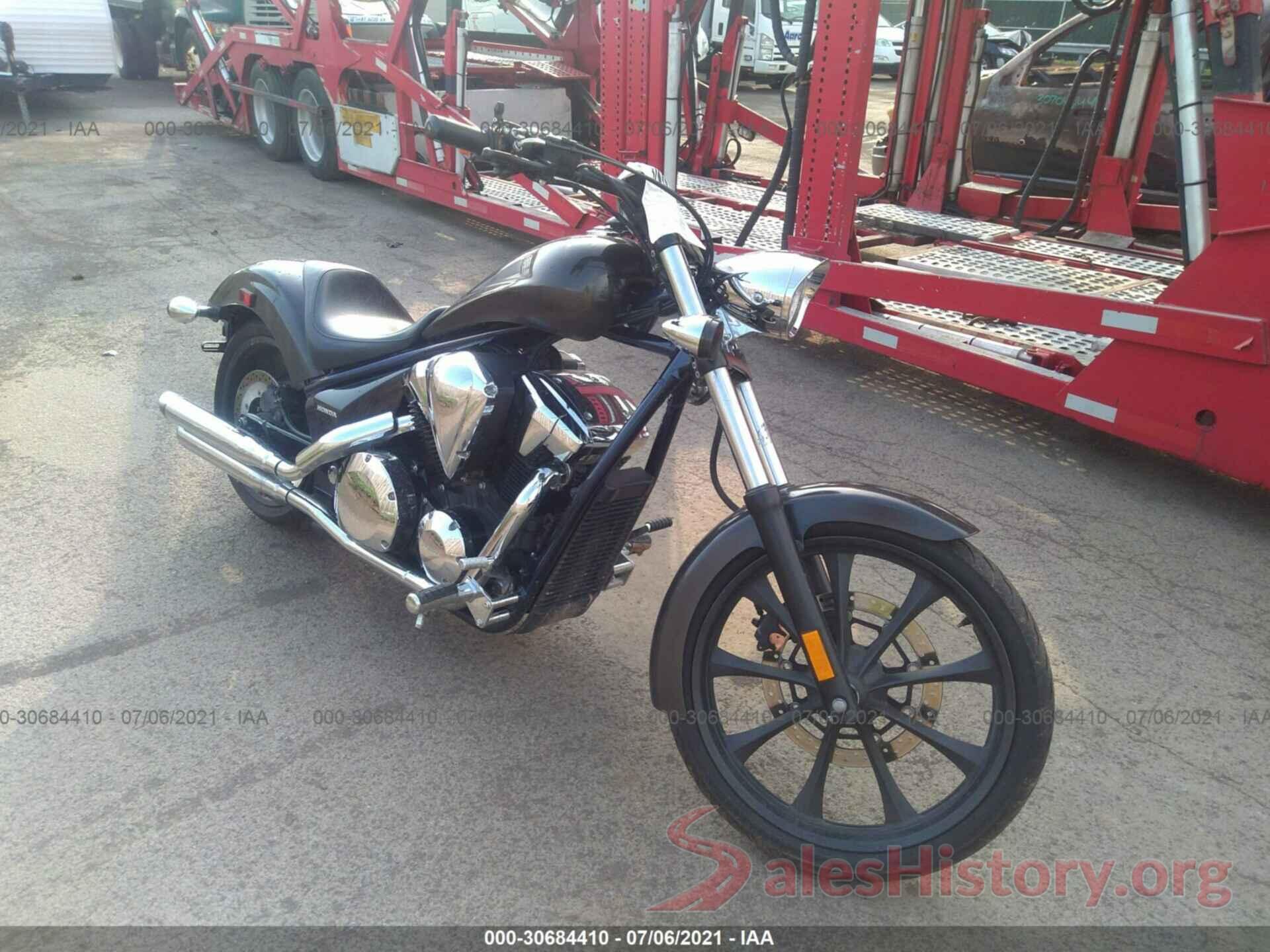 JH2SC6128KK400423 2019 HONDA VT1300