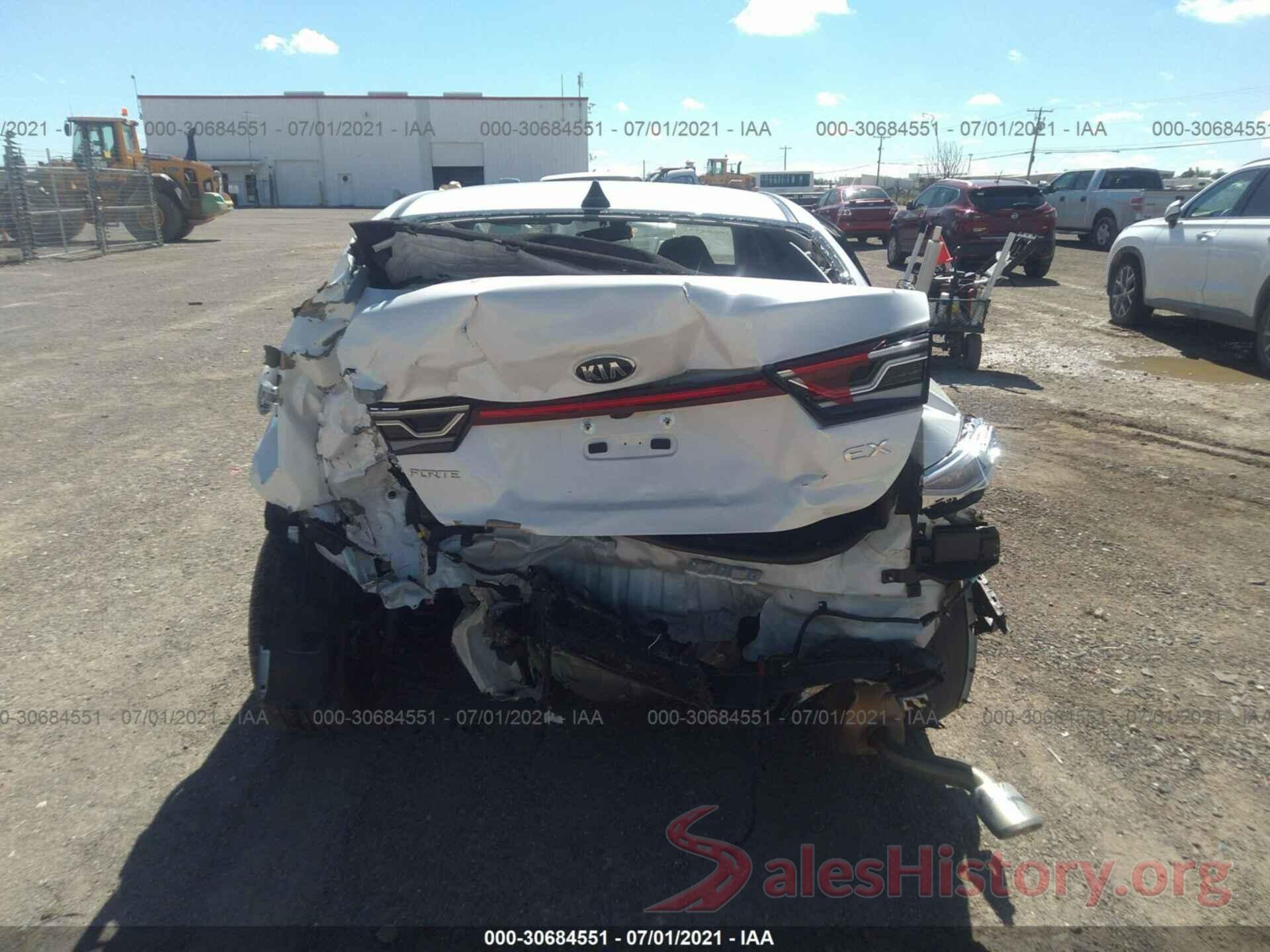 3KPF54AD1KE038805 2019 KIA FORTE