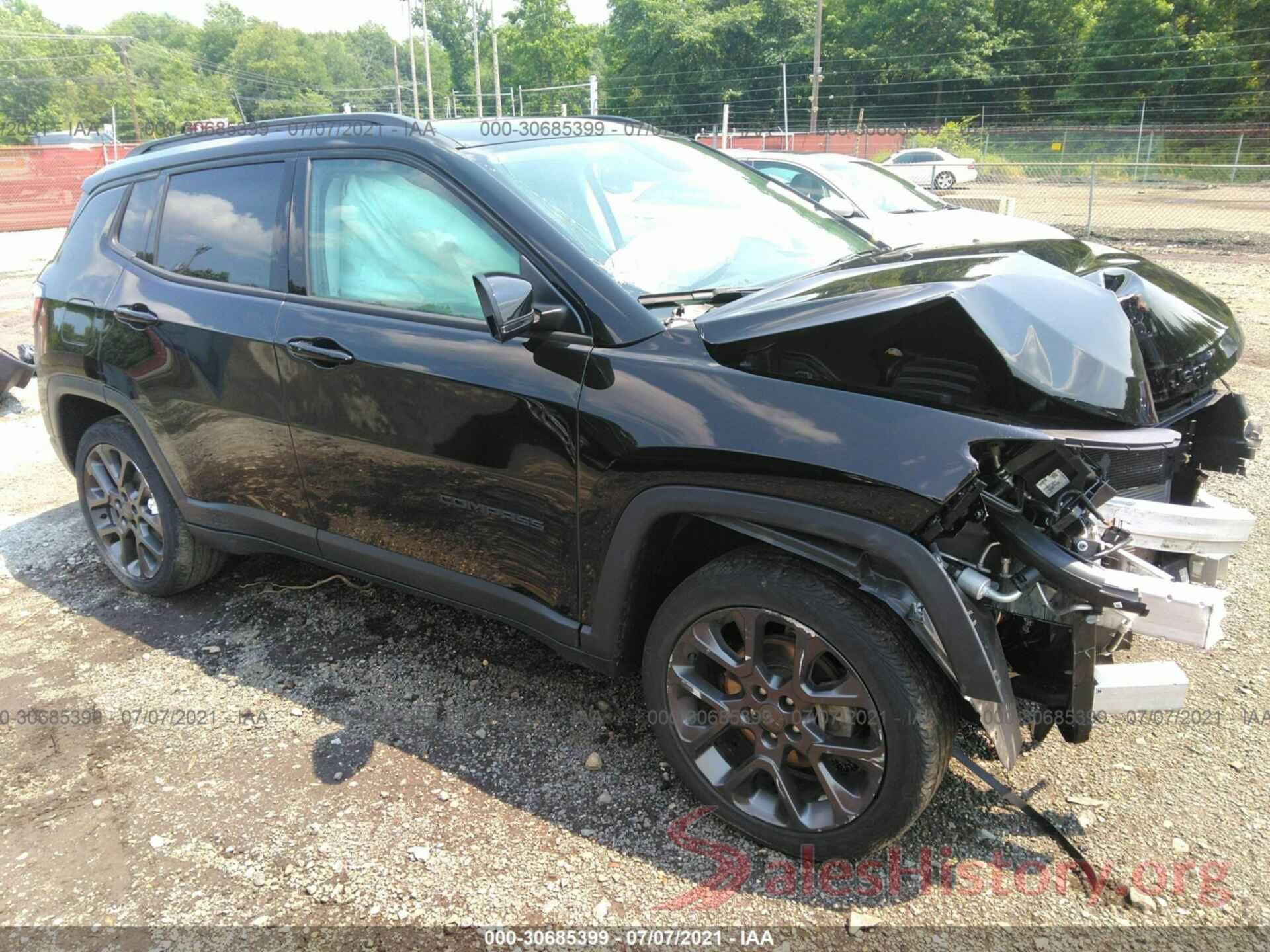 3C4NJDCB7KT748760 2019 JEEP COMPASS