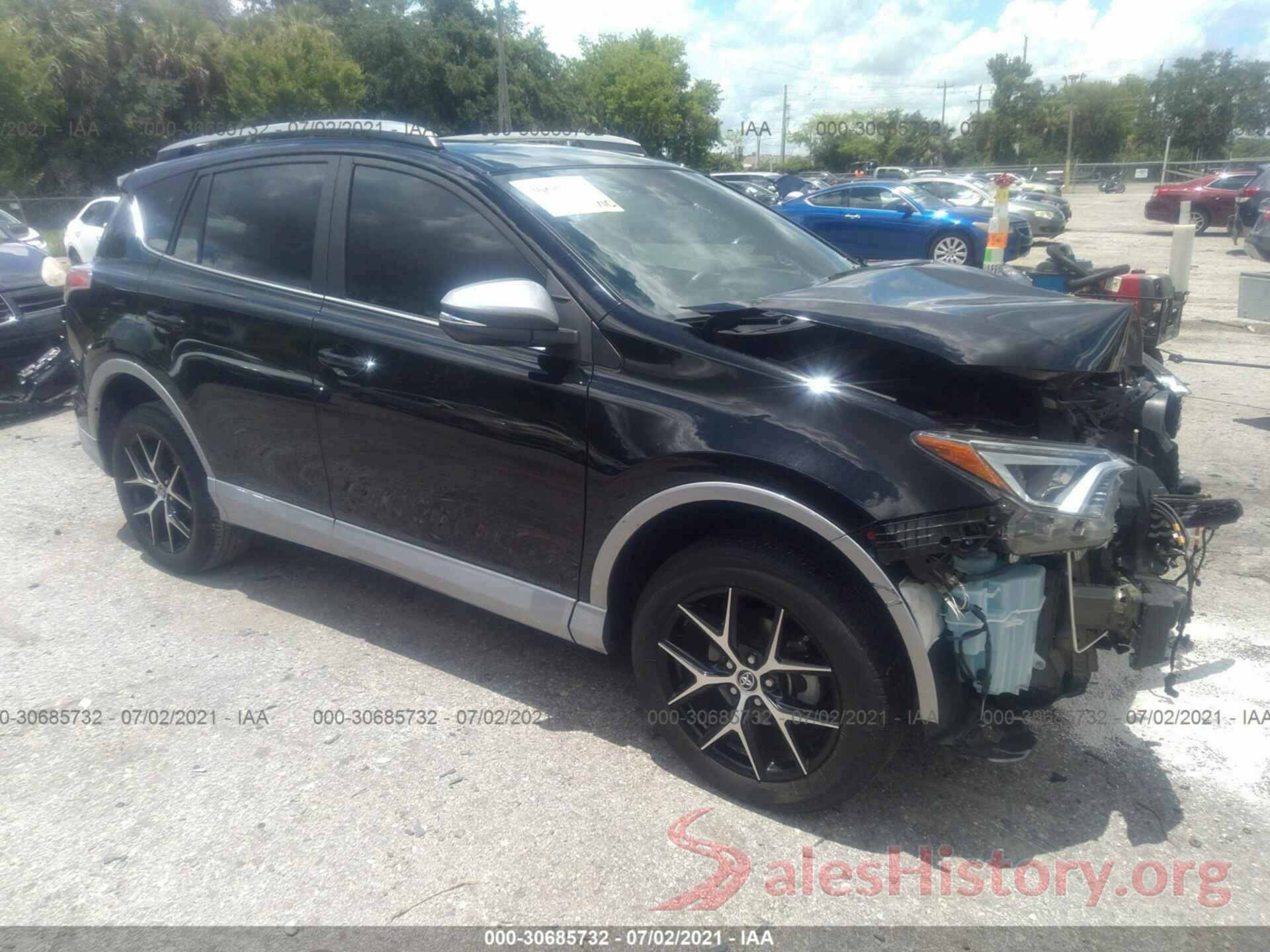 2T3NFREV9HW369976 2017 TOYOTA RAV4