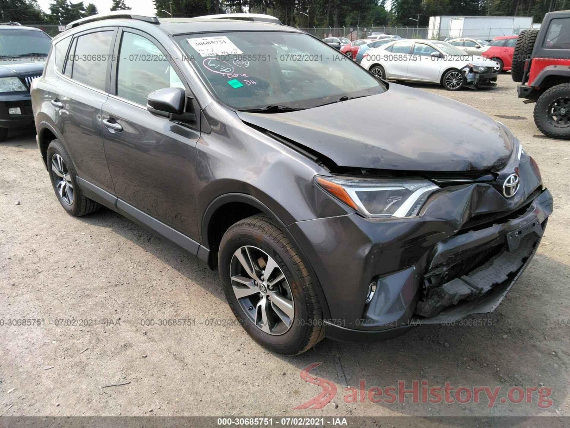 2T3RFREV8GW499764 2016 TOYOTA RAV4