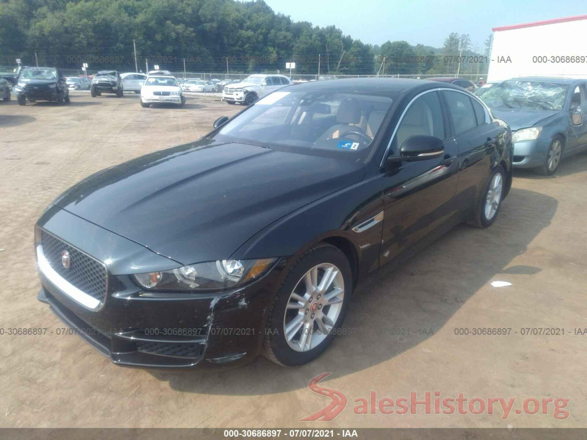 SAJAD4BG6HA964426 2017 JAGUAR XE